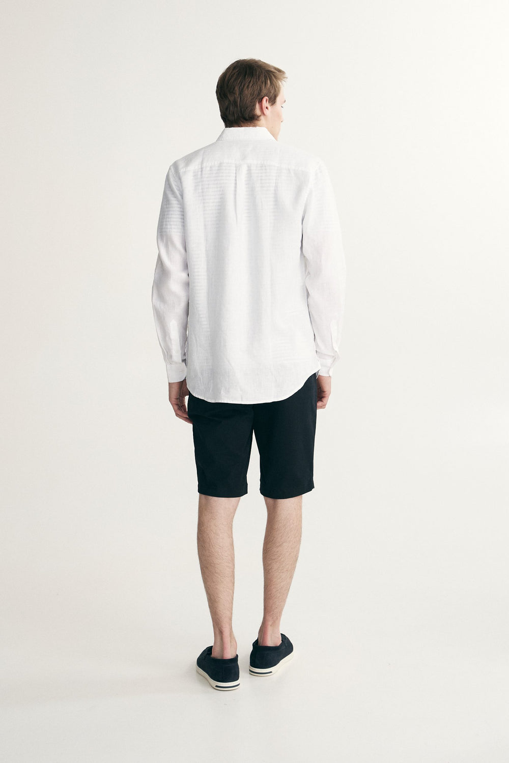 Semi-Fitted Linen shirt