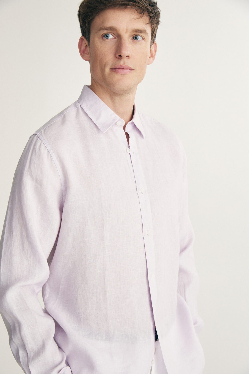 Semi-Fitted Linen shirt
