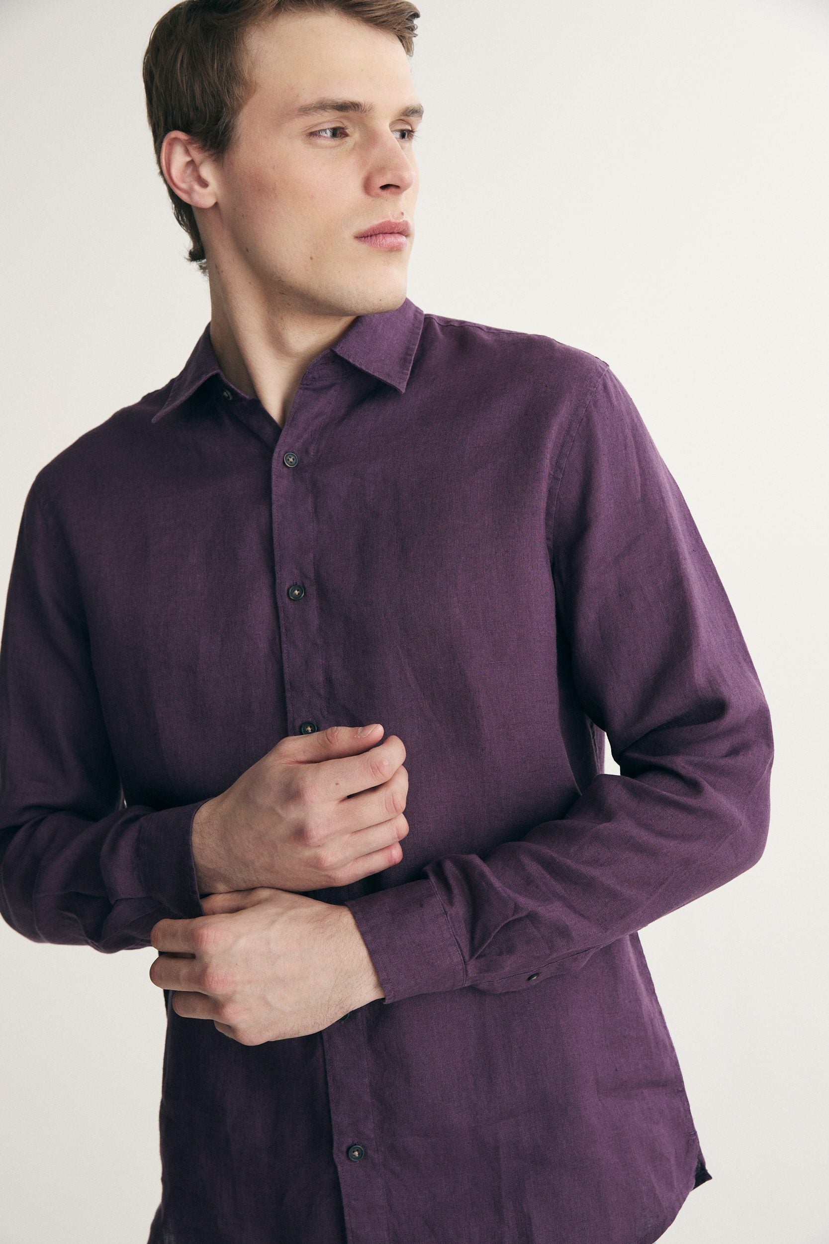 Semi-Fitted Linen shirt