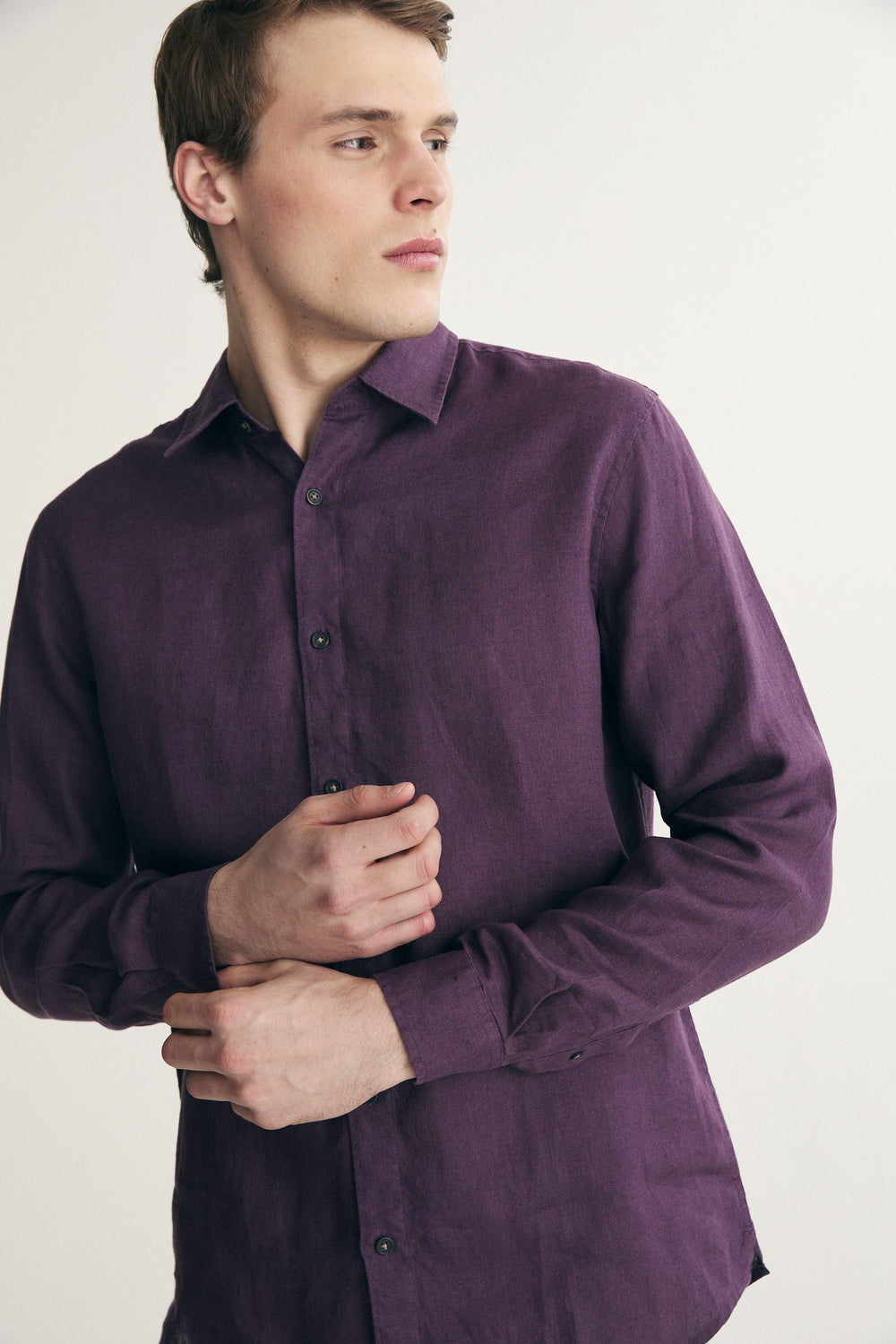 Semi-Fitted Linen shirt