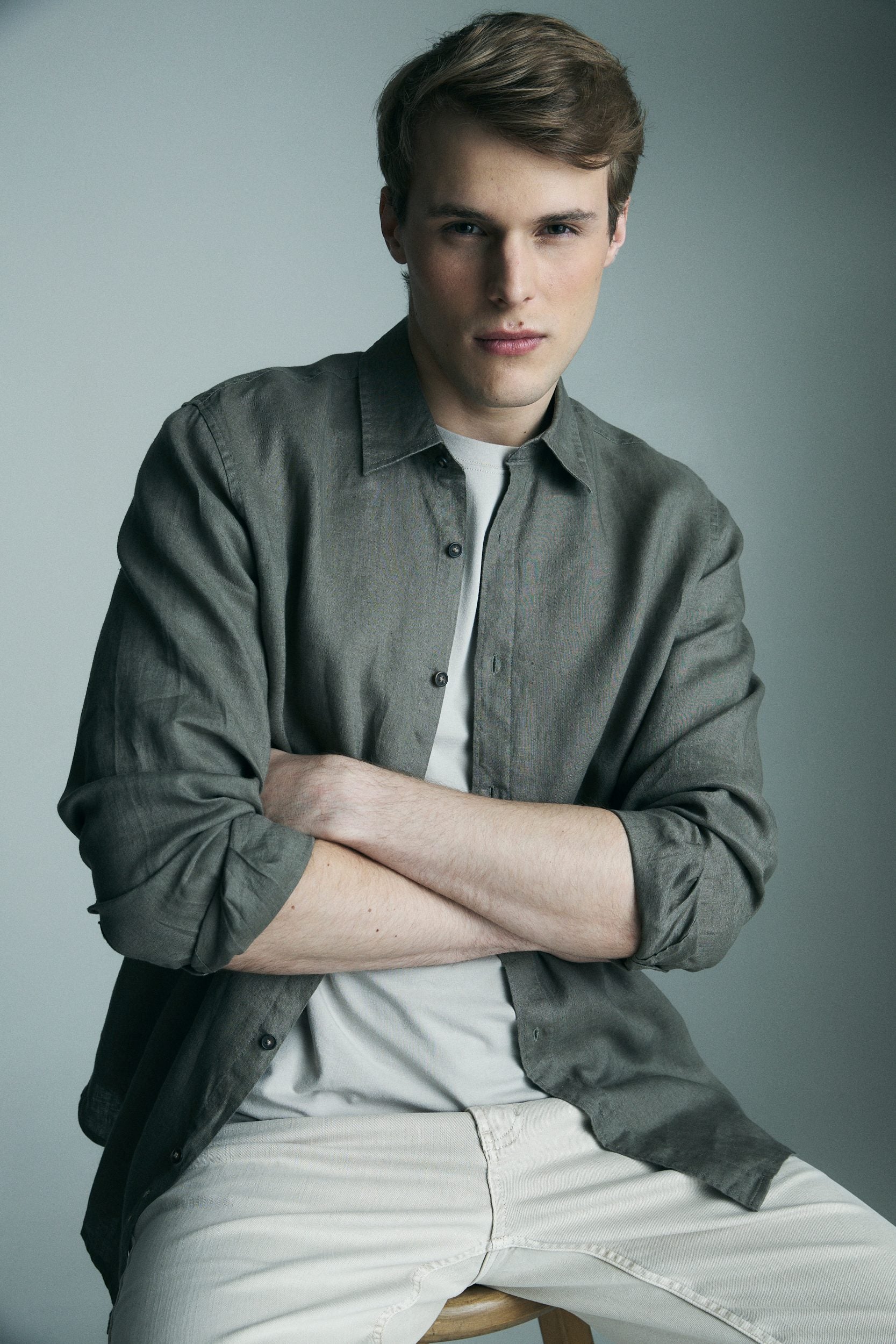 Semi-Fitted Linen shirt