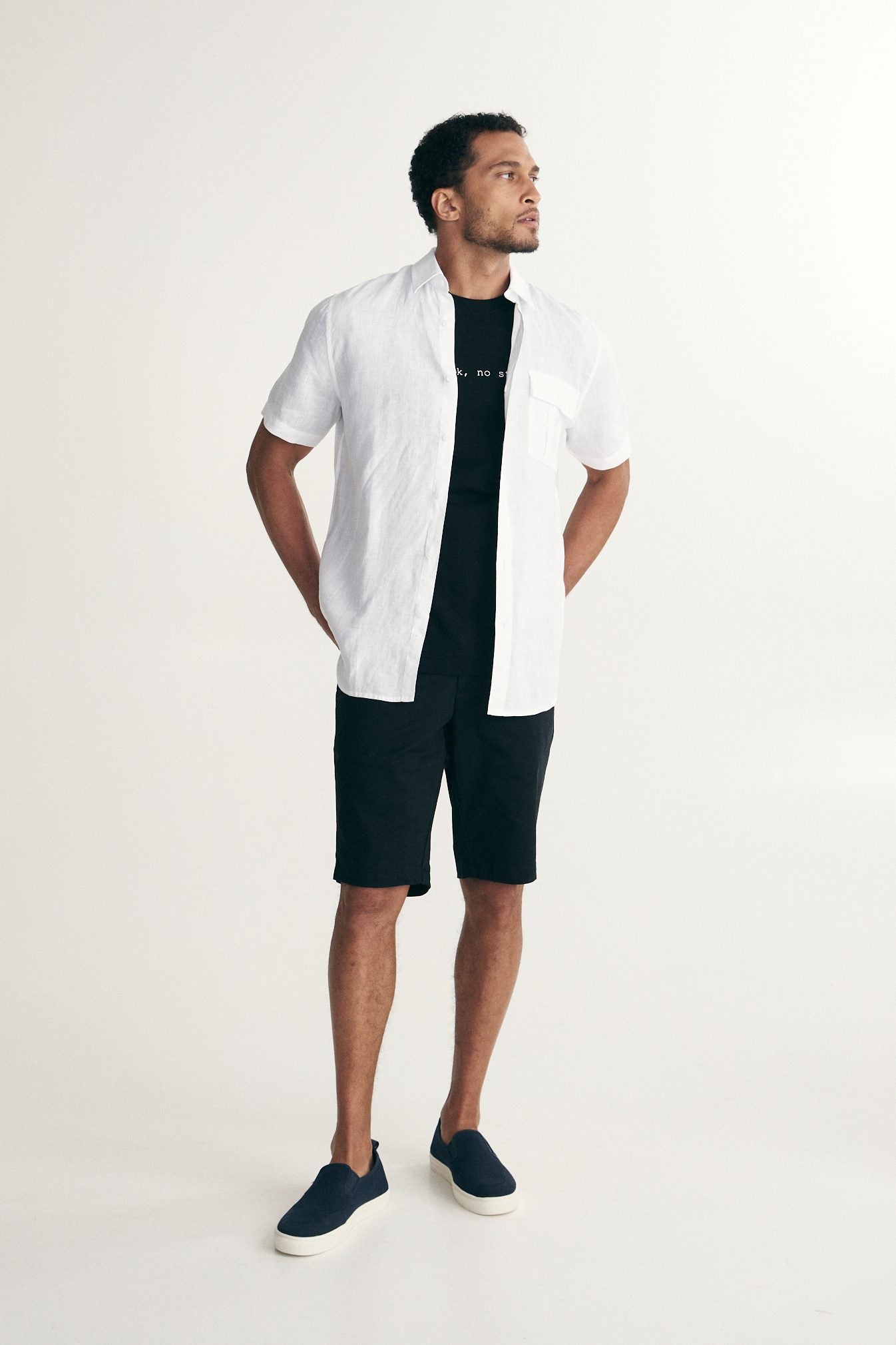 Semi-Fitted short sleeves linen shirt