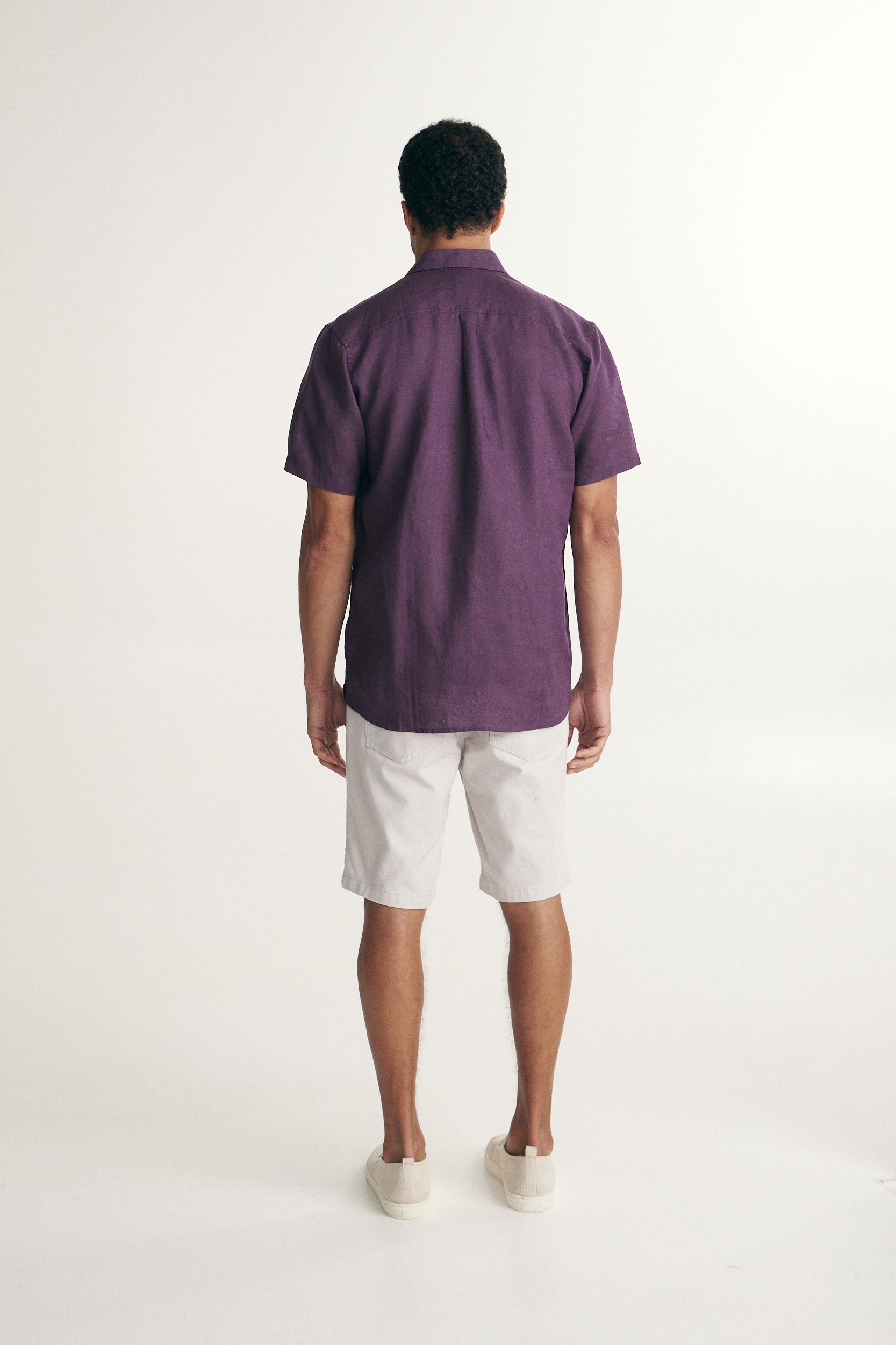 Semi-Fitted short sleeves linen shirt