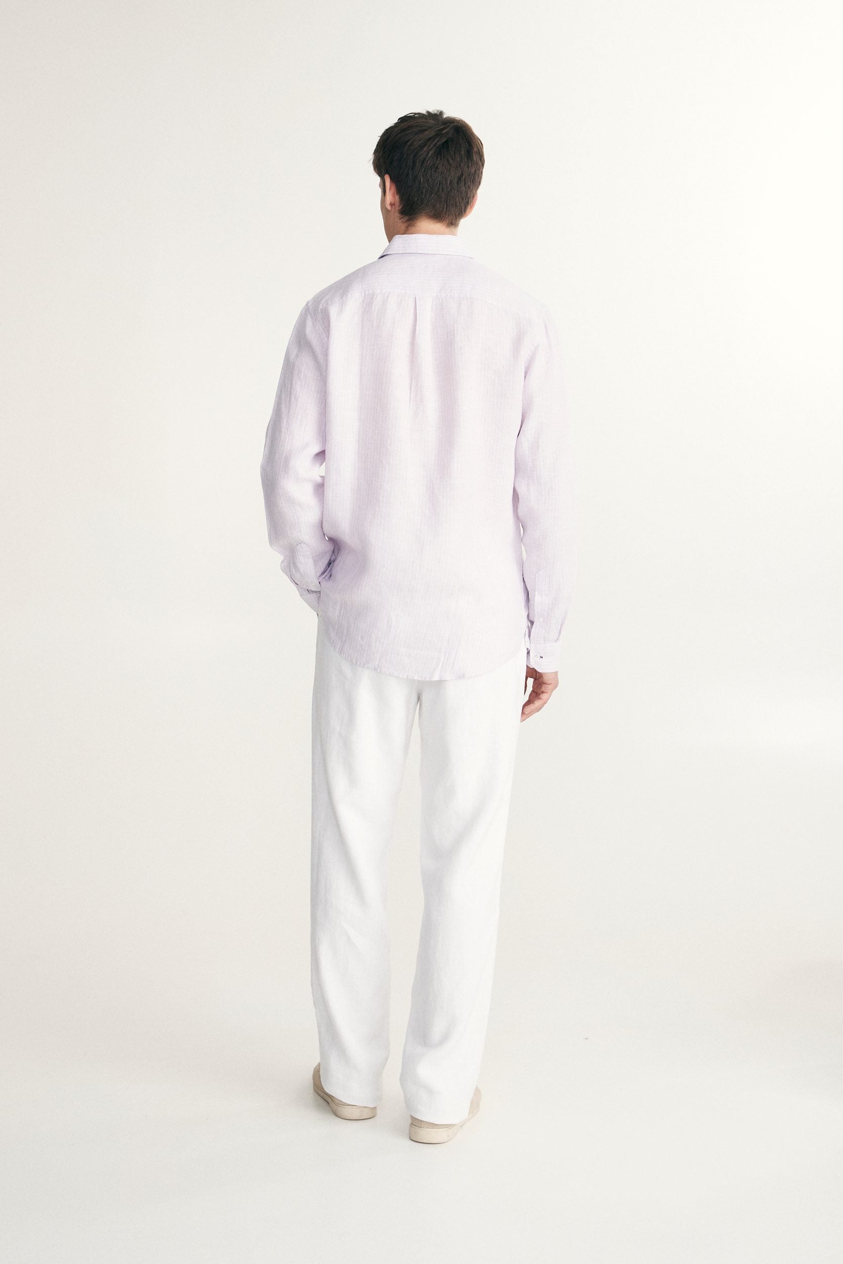 Chemise semi-ajustée avec rayures en lin