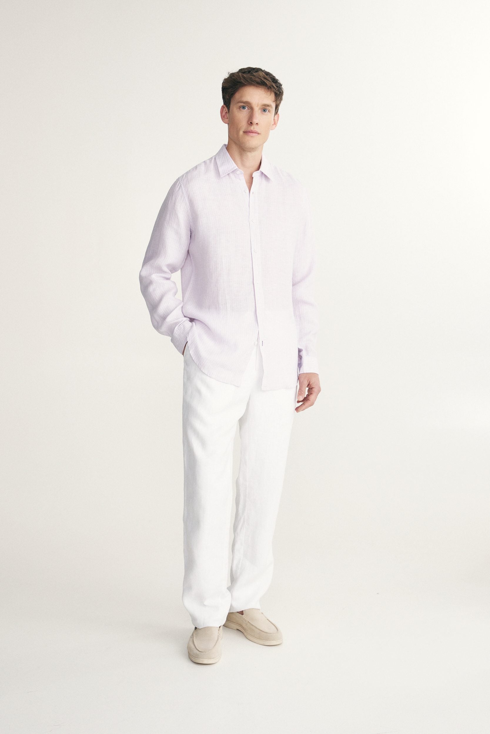 Chemise semi-ajustée avec rayures en lin