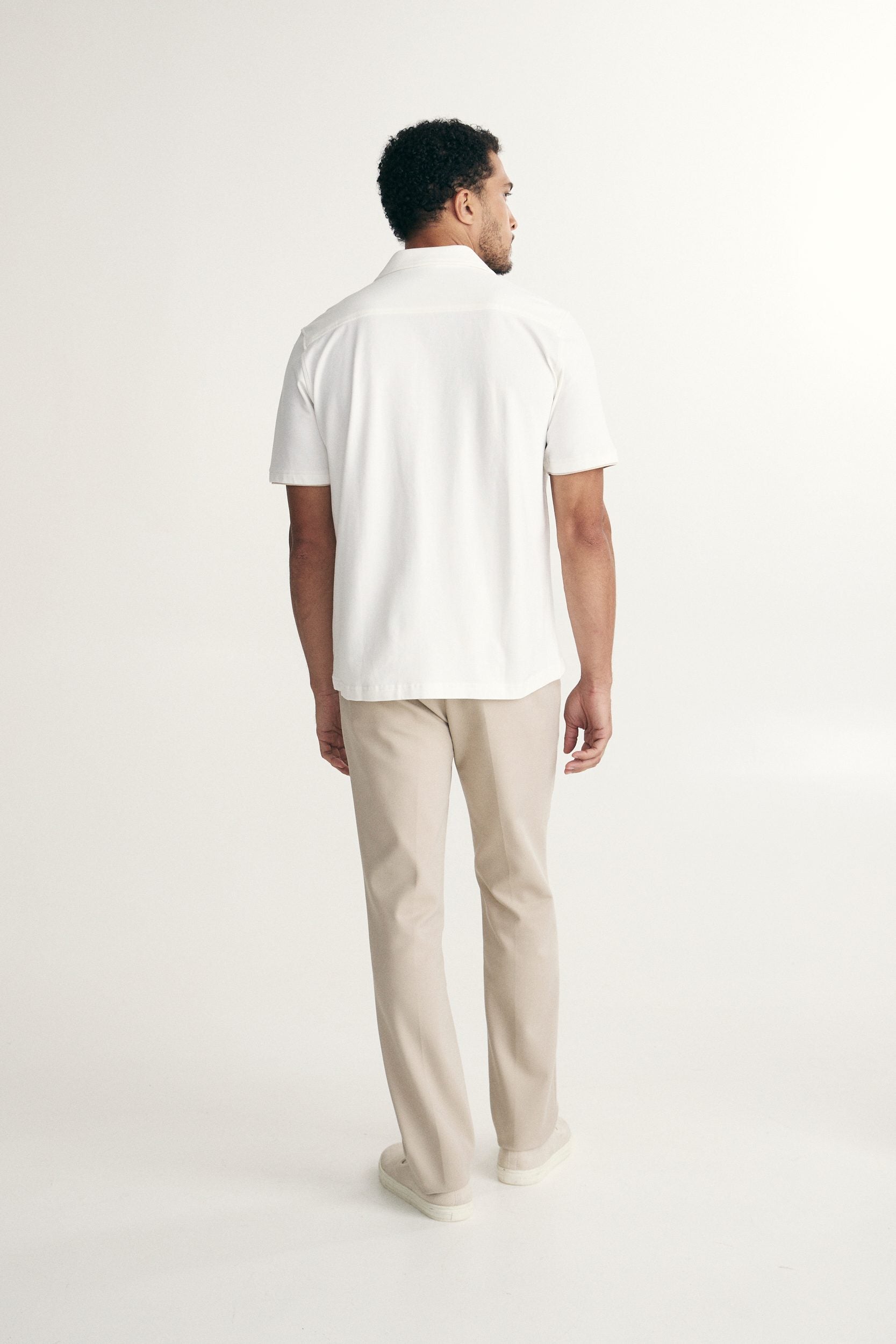 Chemise ajustée à col cubain