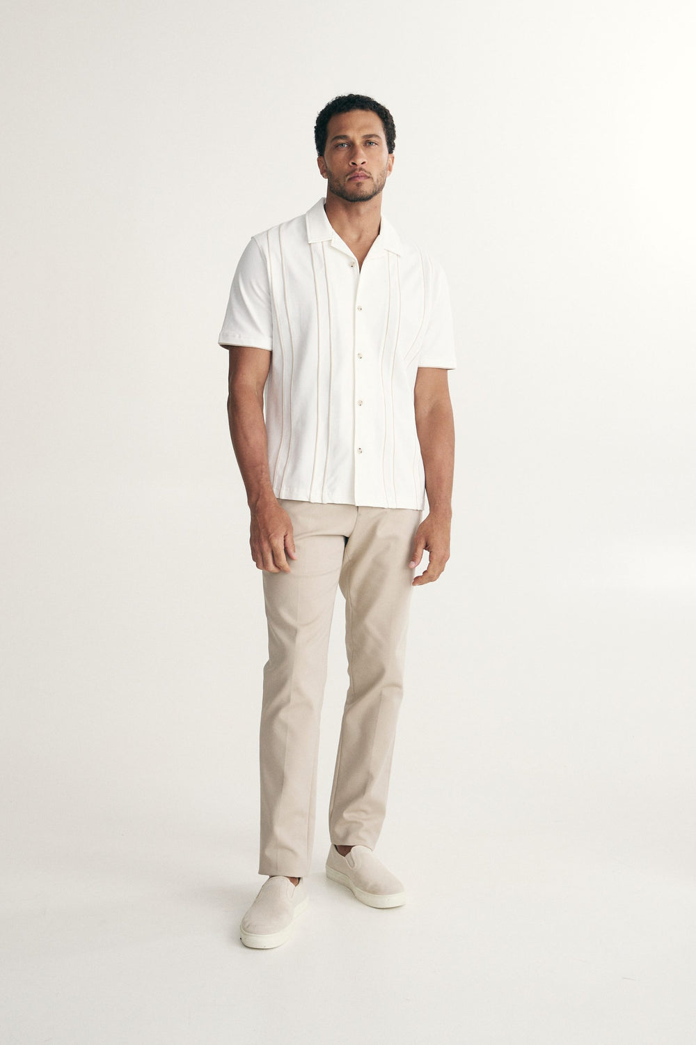 Chemise ajustée à col cubain