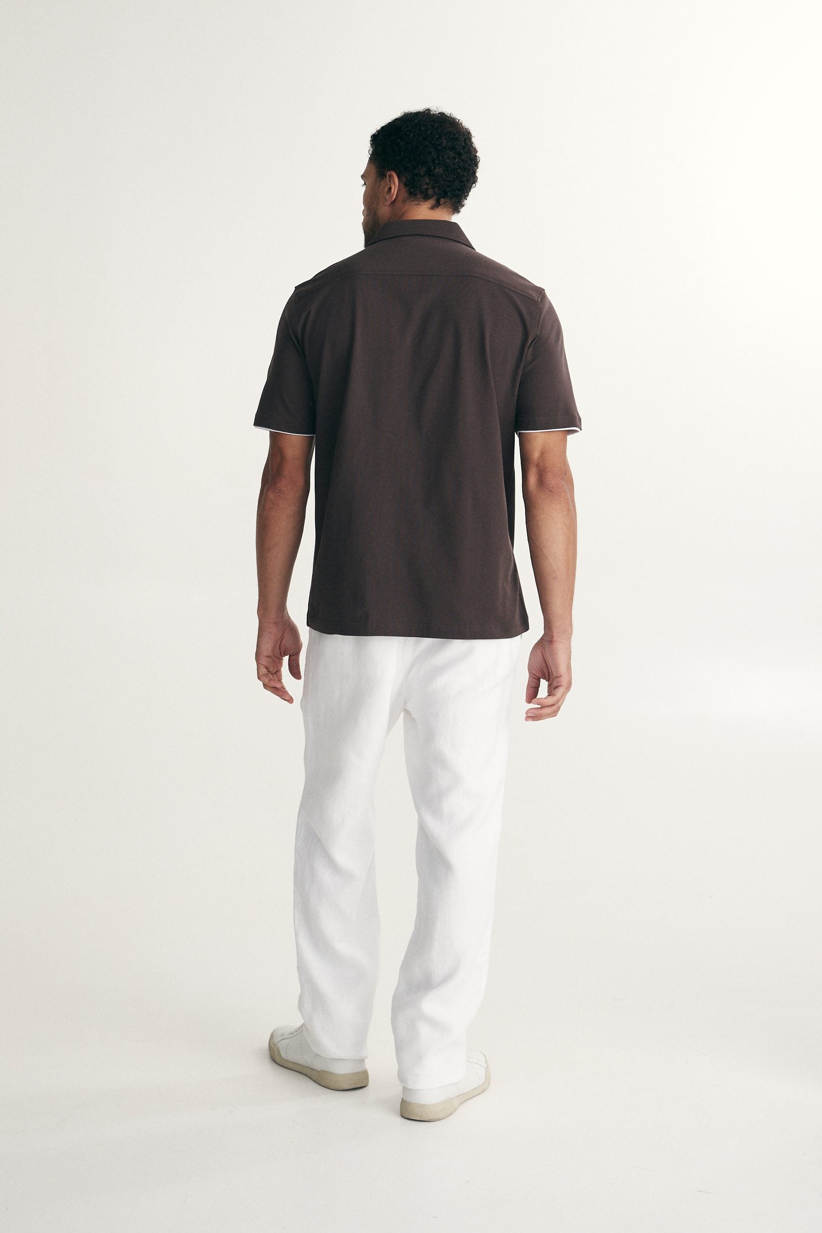 Chemise ajustée à col cubain