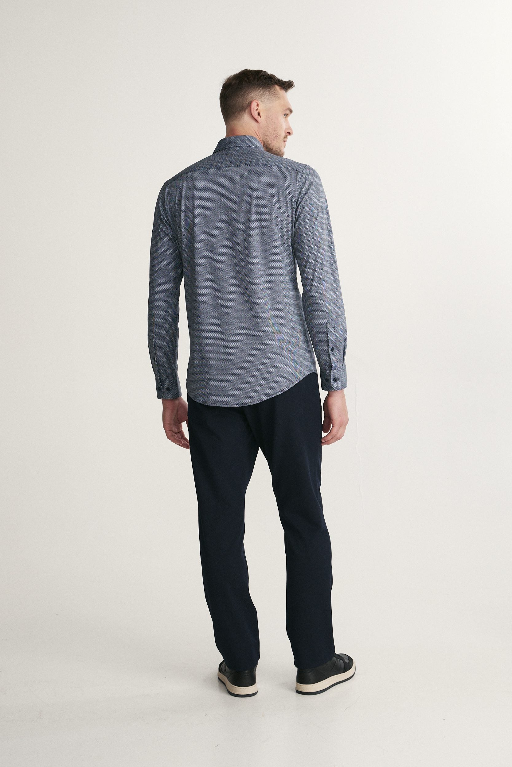 Fitted micro pattern printed shirt