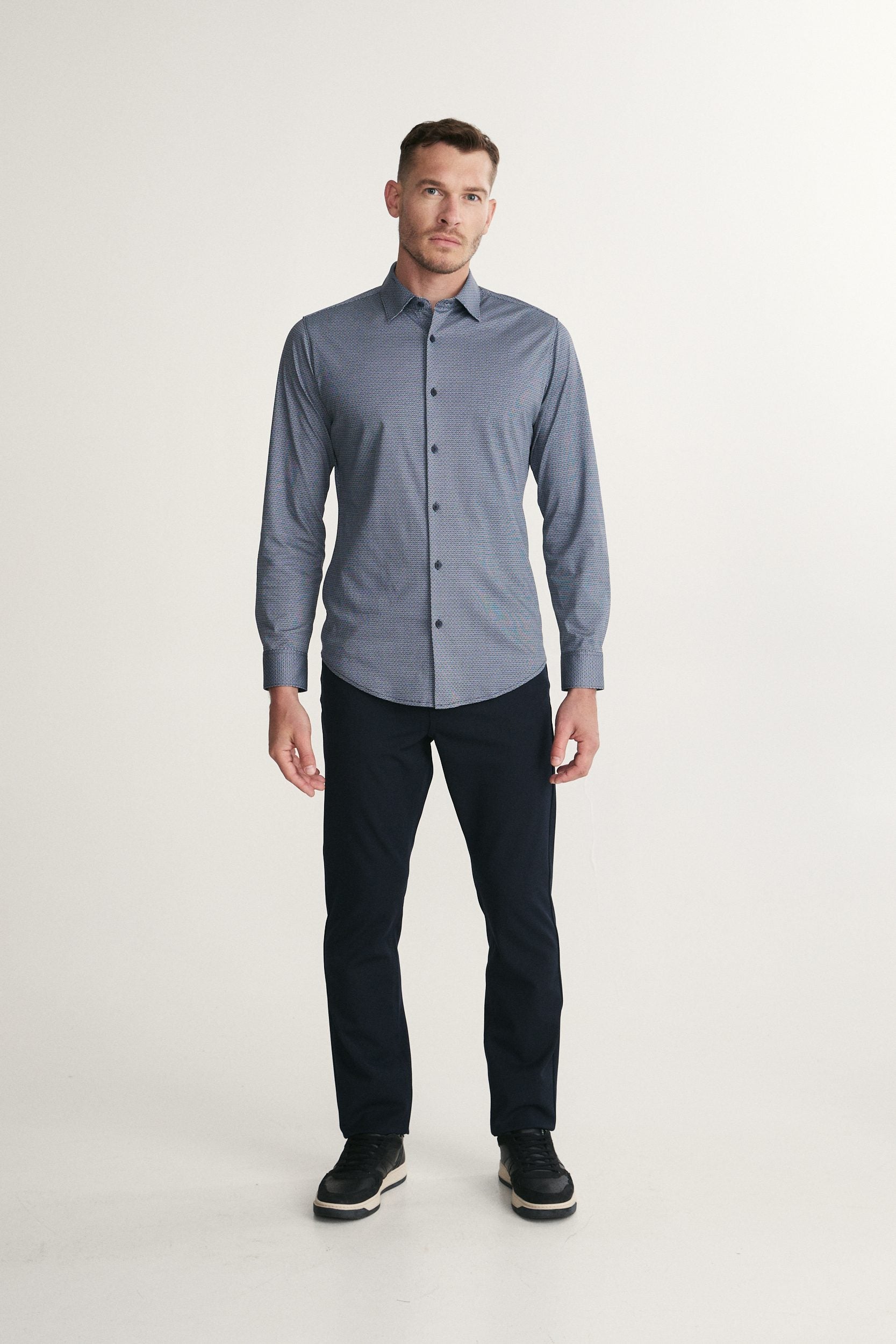 Fitted micro pattern printed shirt