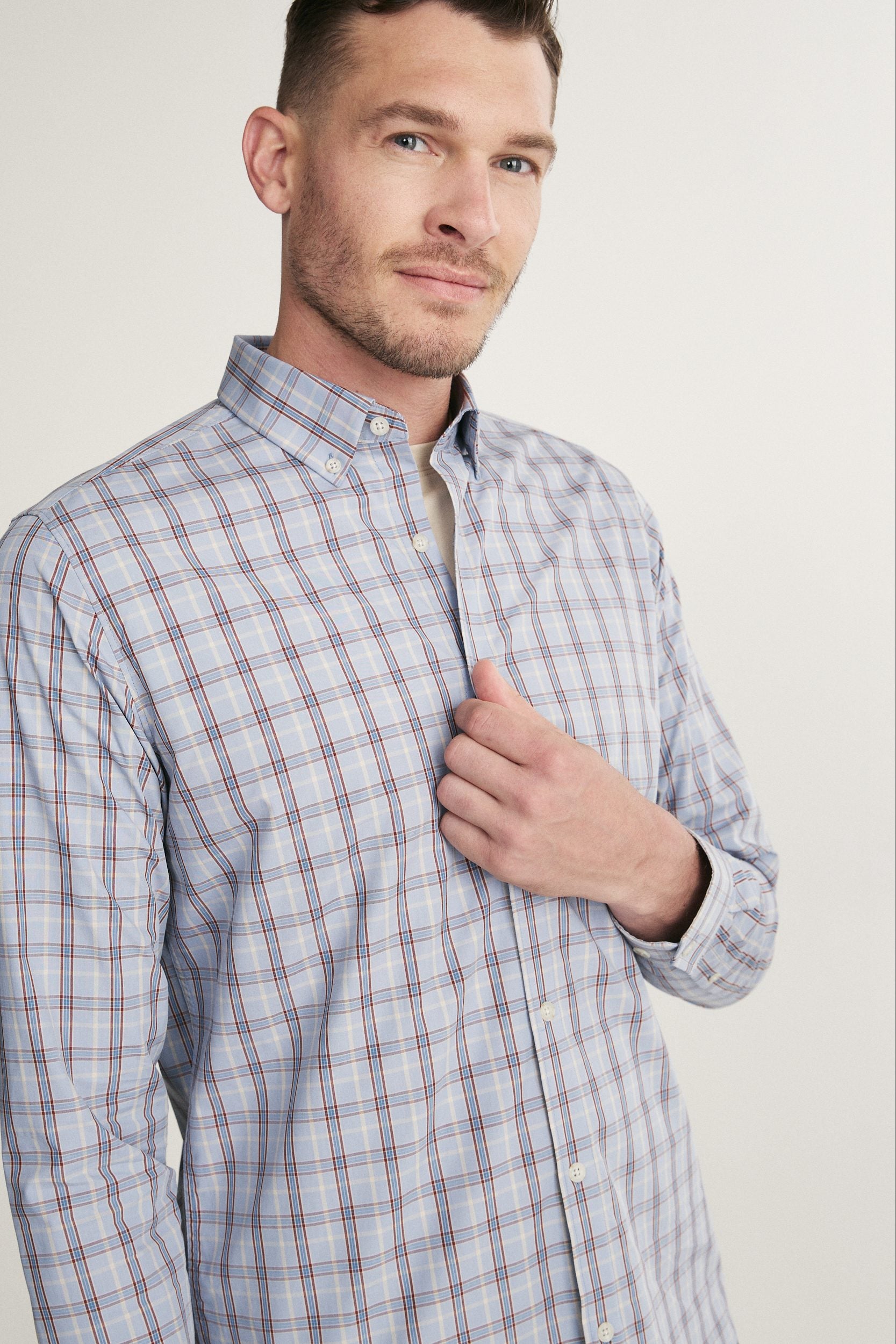 Chemise à carreaux semi-ajustée