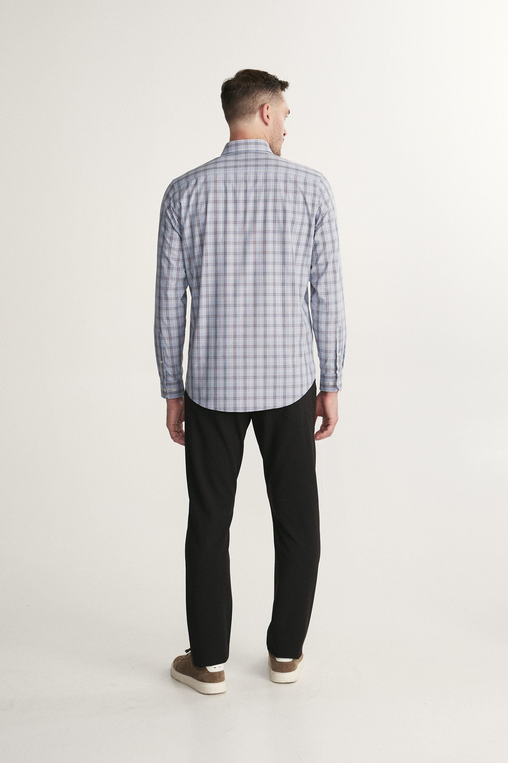 Chemise à carreaux semi-ajustée