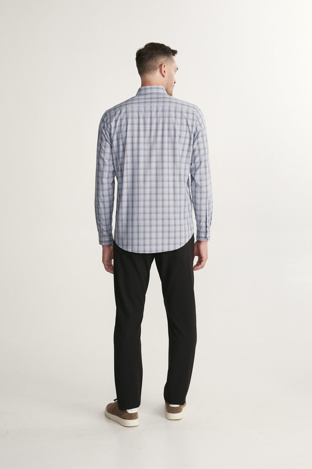 Chemise à carreaux semi-ajustée