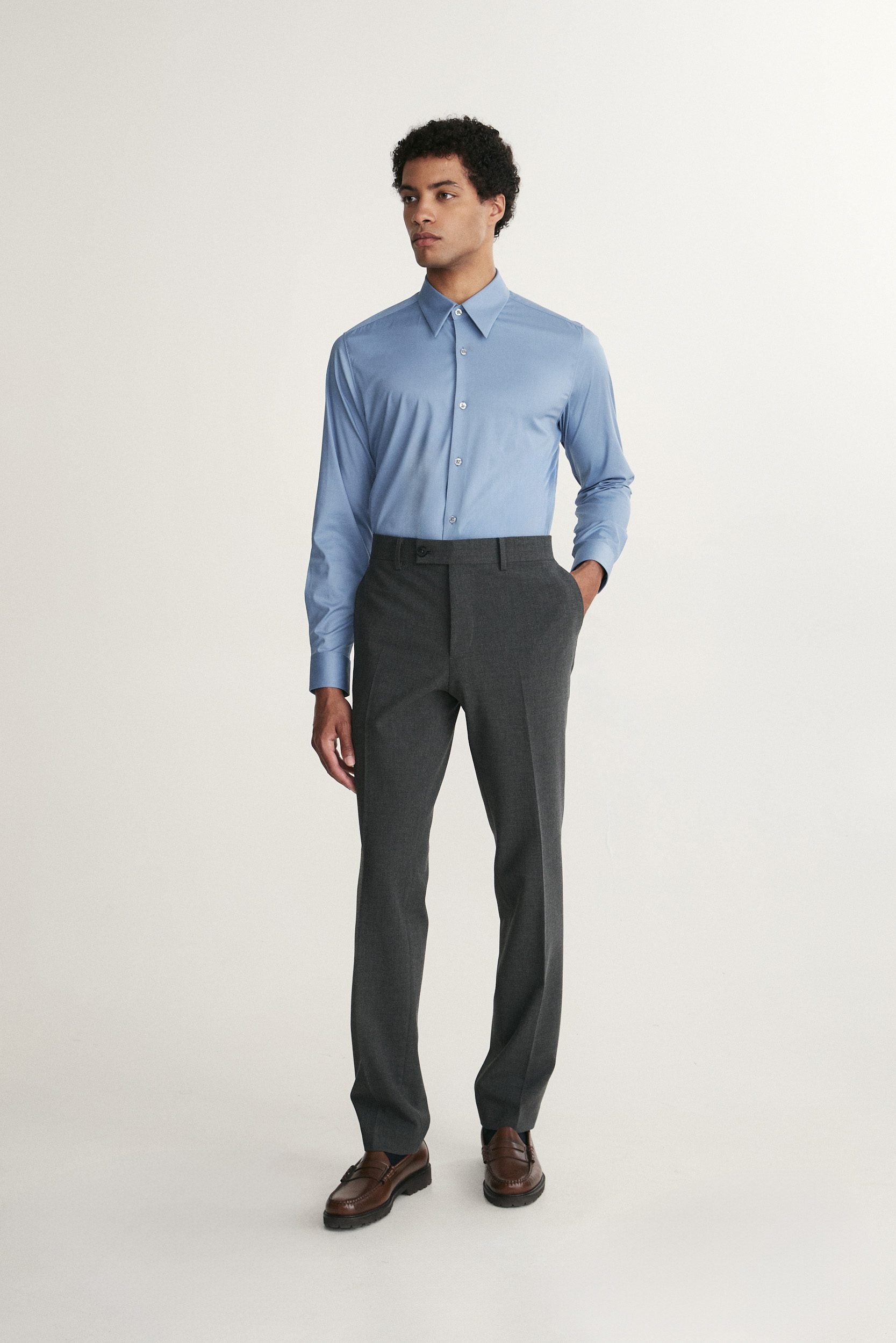 Fitted solid shirt