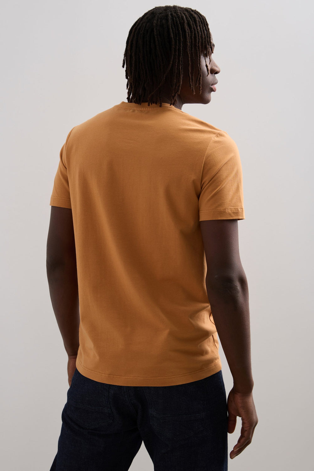 T-shirt essentiel col V