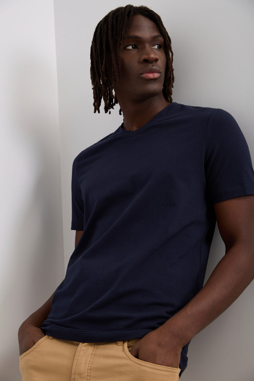 T-shirt essentiel col V