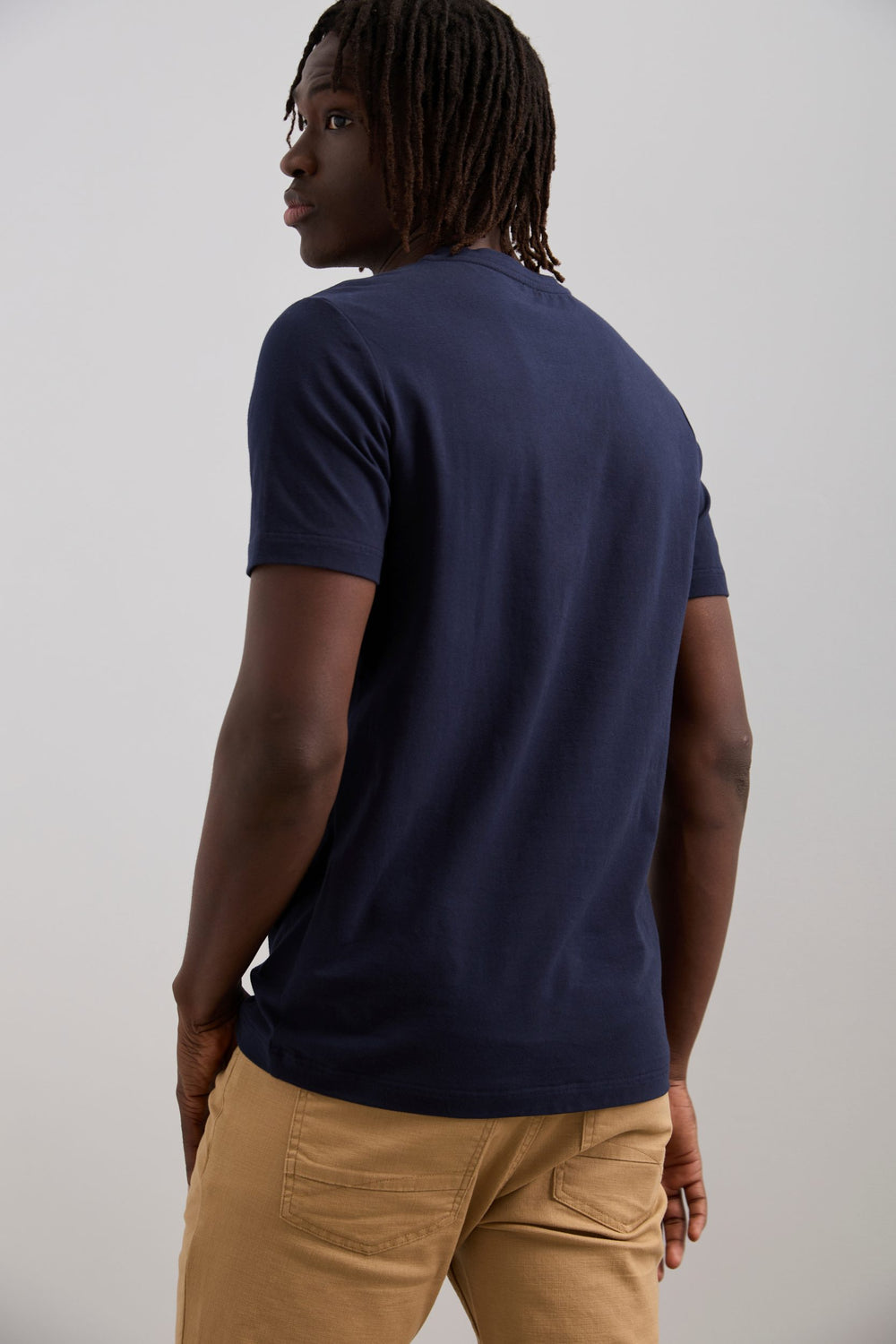 T-shirt essentiel col V