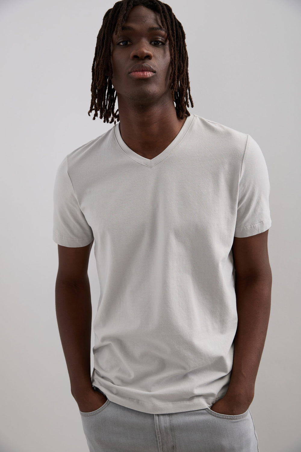 T-shirt essentiel col V