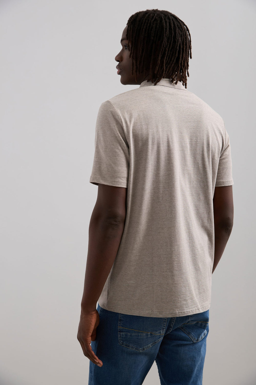 T-shirt henley avec détails au col
