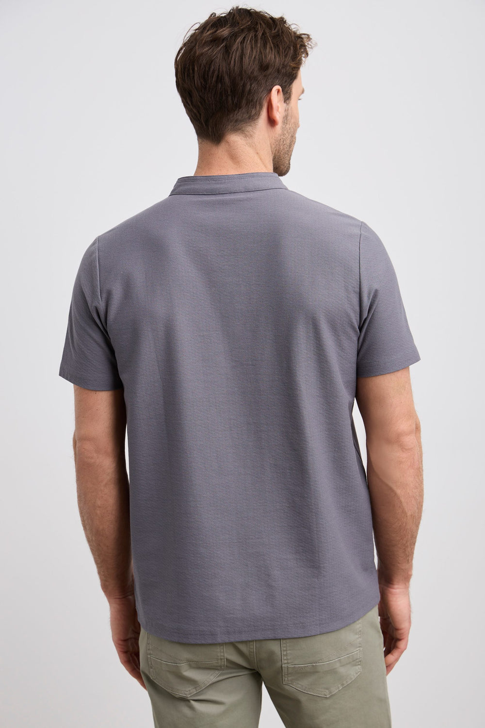 T-shirt henley avec poche