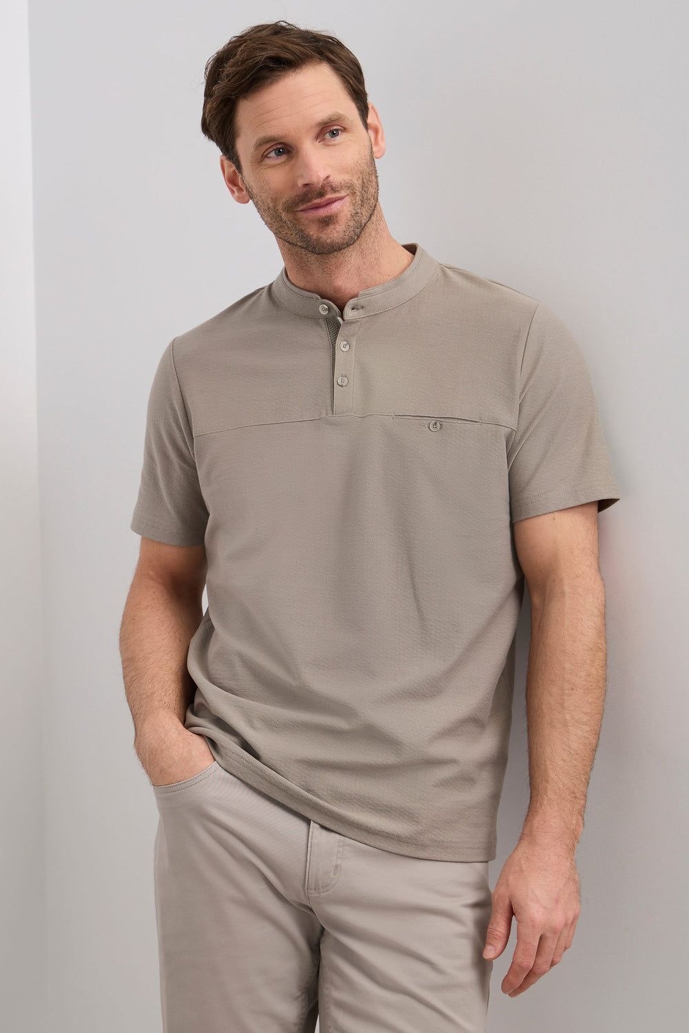 T-shirt henley avec poche