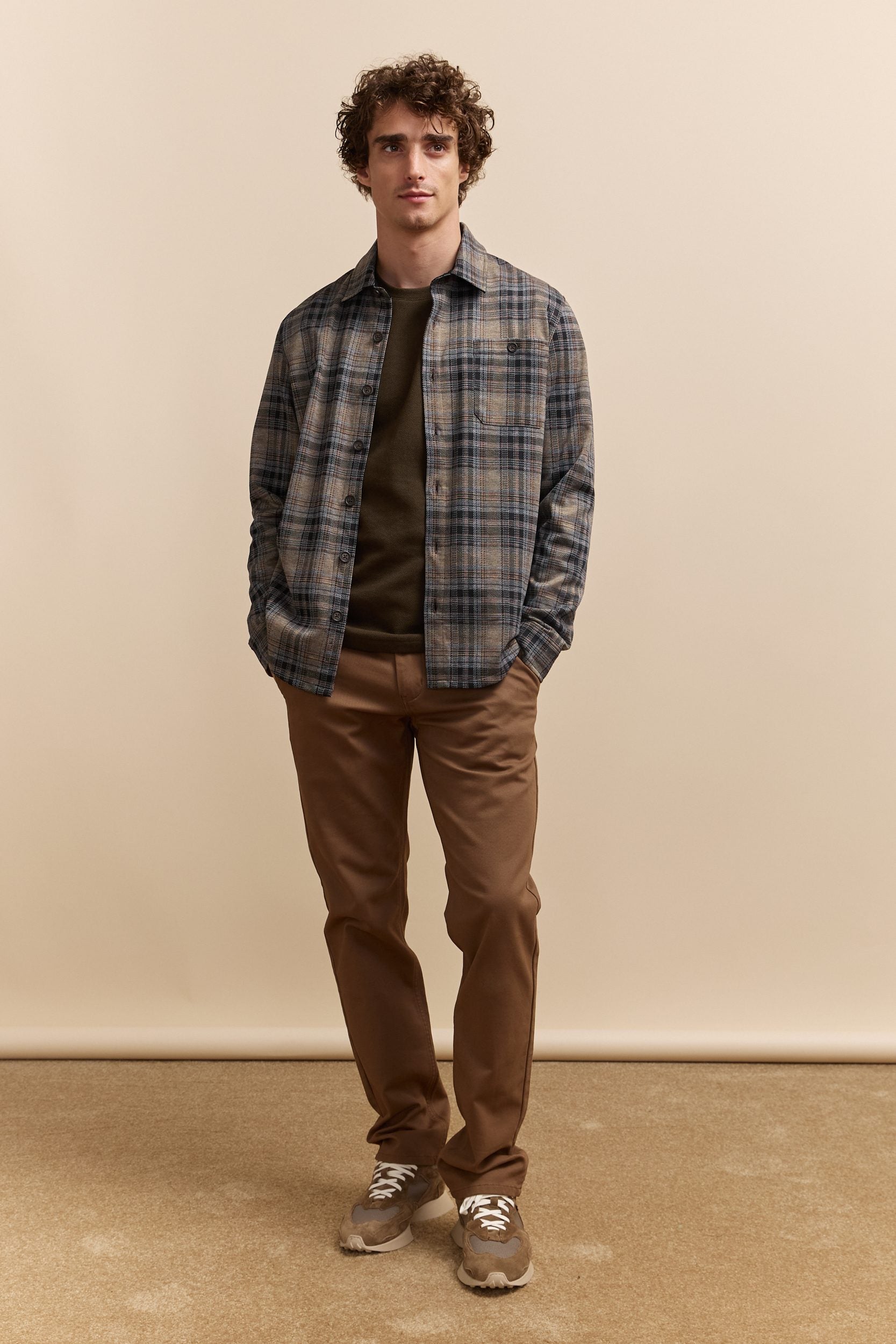 Chandail texturé détails de faux suède