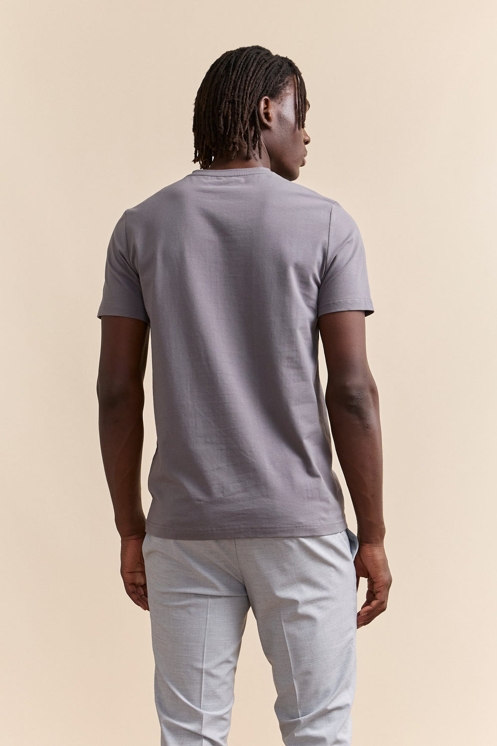 T-shirt essentiel col V