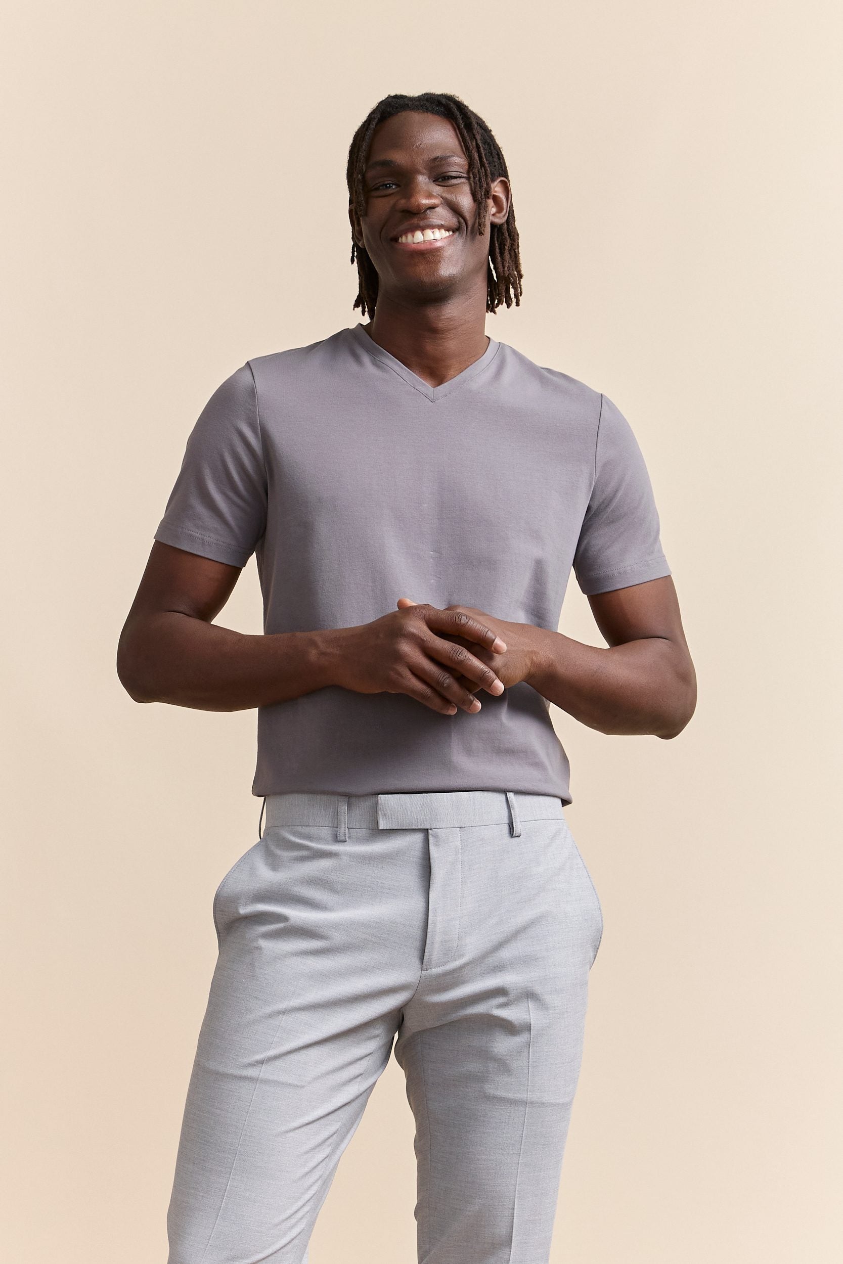 T-shirt essentiel col V