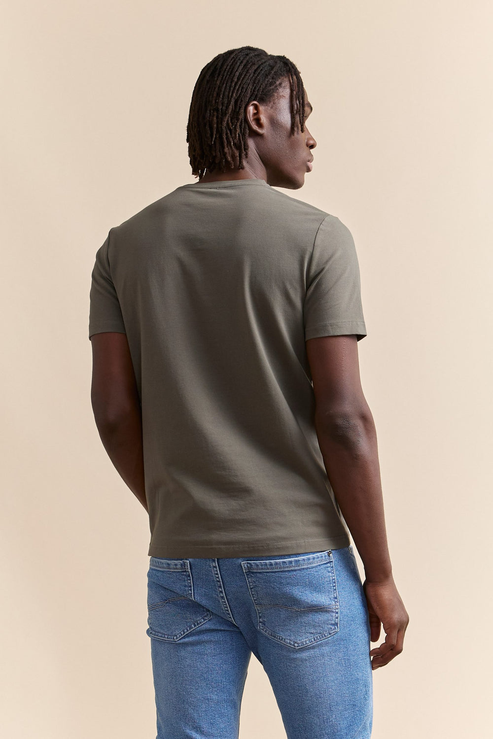 T-shirt essentiel col V