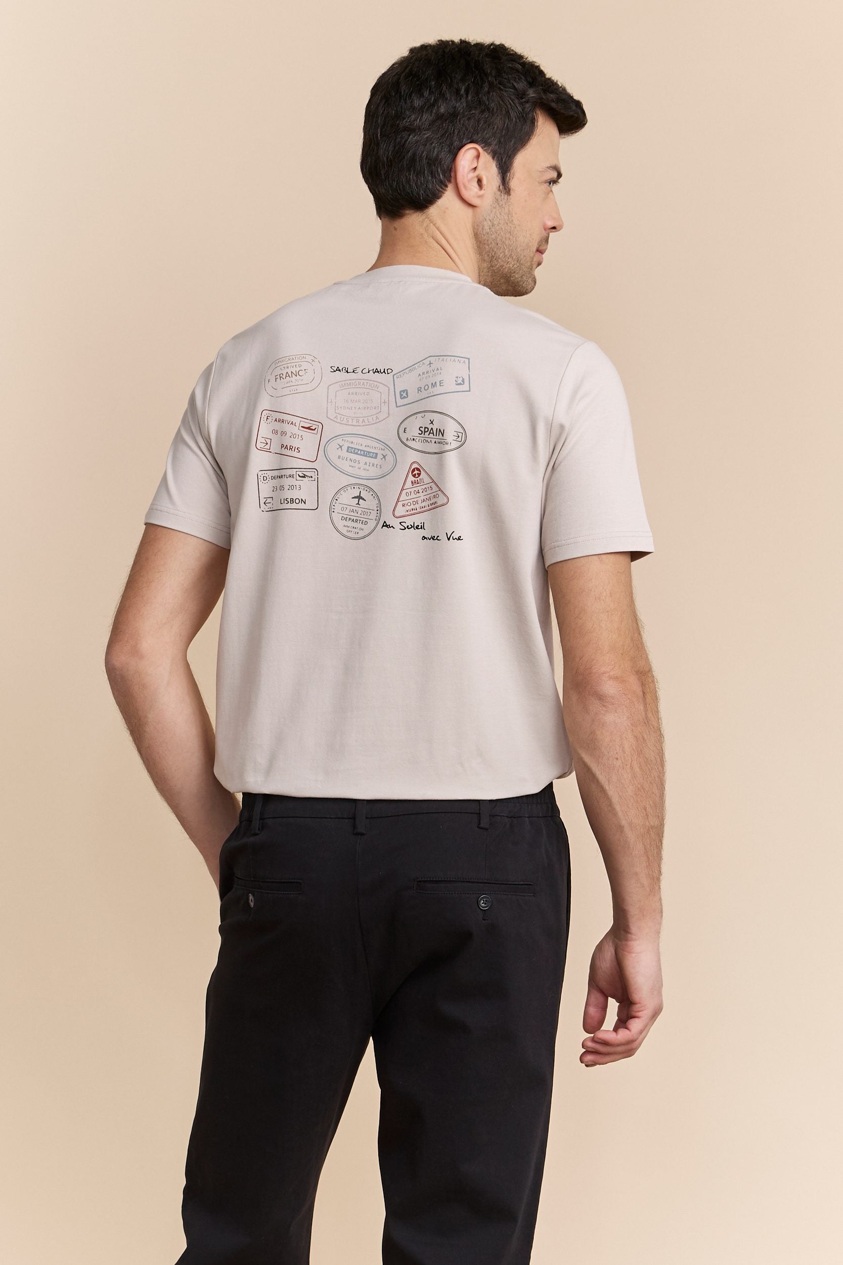 T-shirt with prints on the back