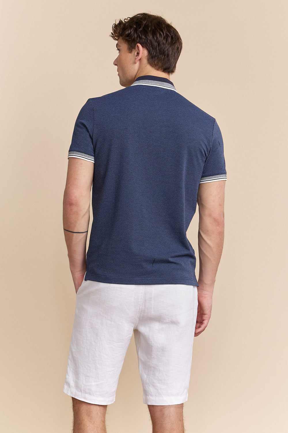 Polo with contrasting details