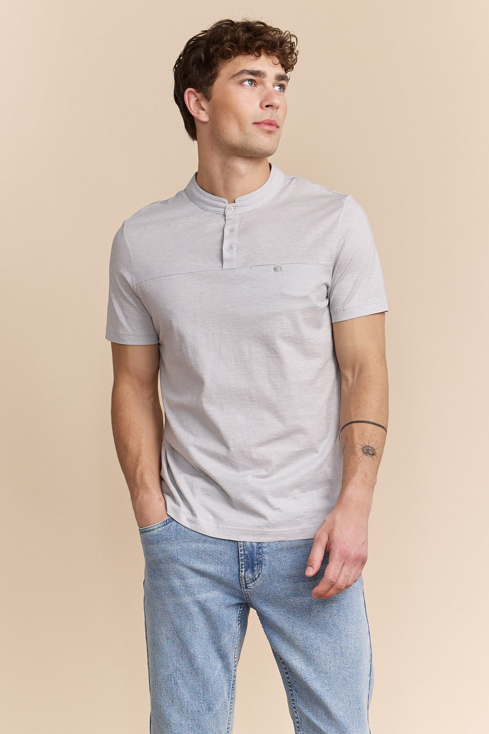 Henley t-shirt with pocket