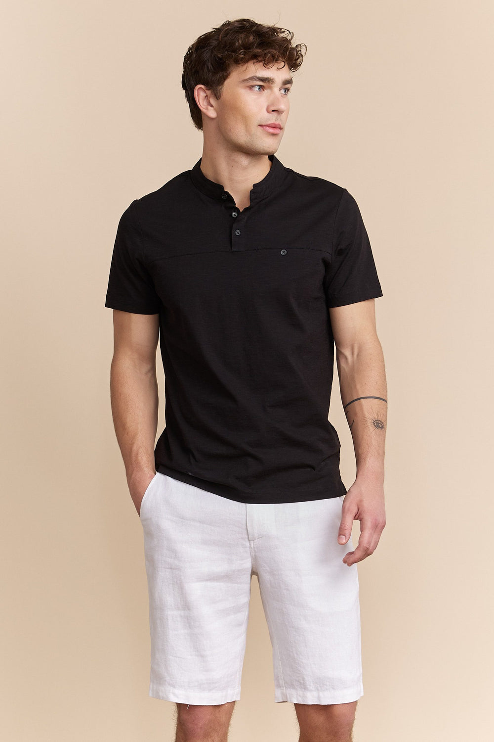 Henley t-shirt with pocket