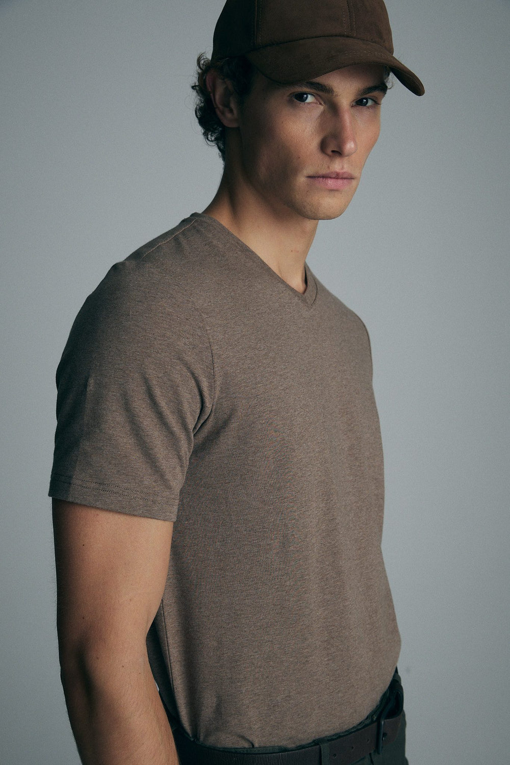 Basic V neck T-shirt