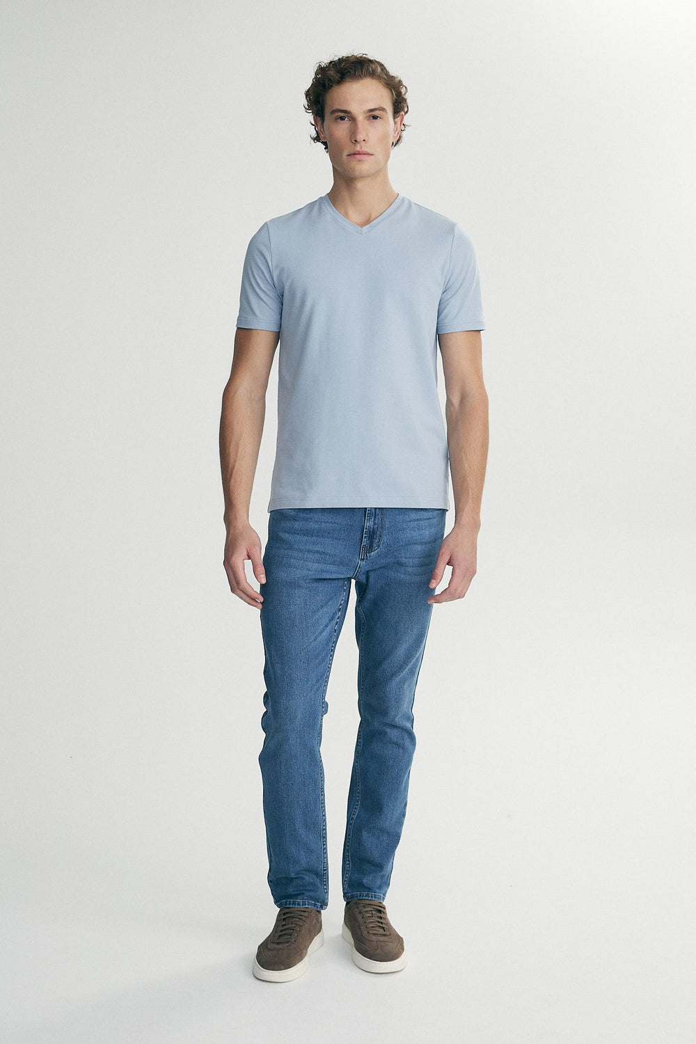 Basic V neck T-shirt