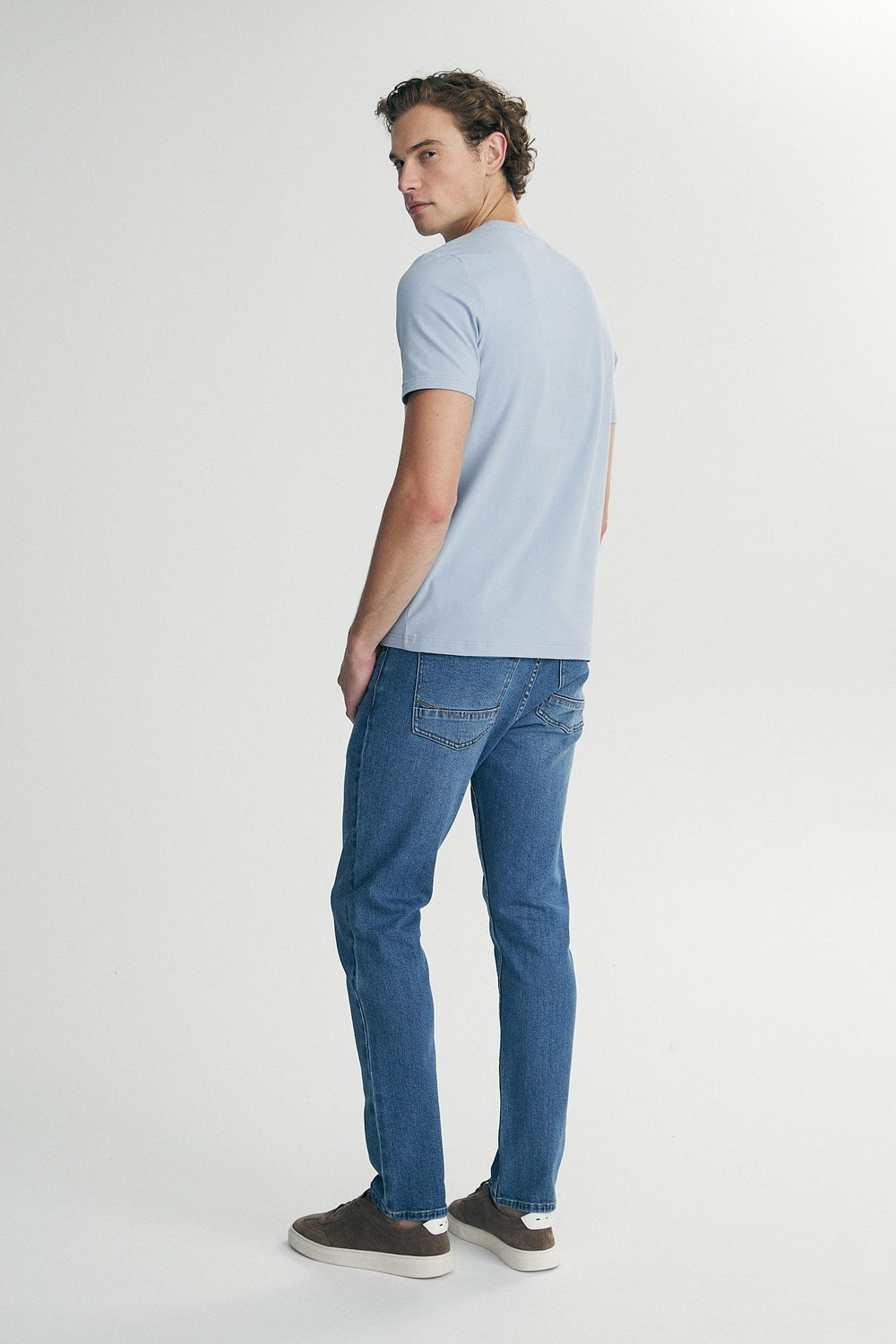 Basic V neck T-shirt