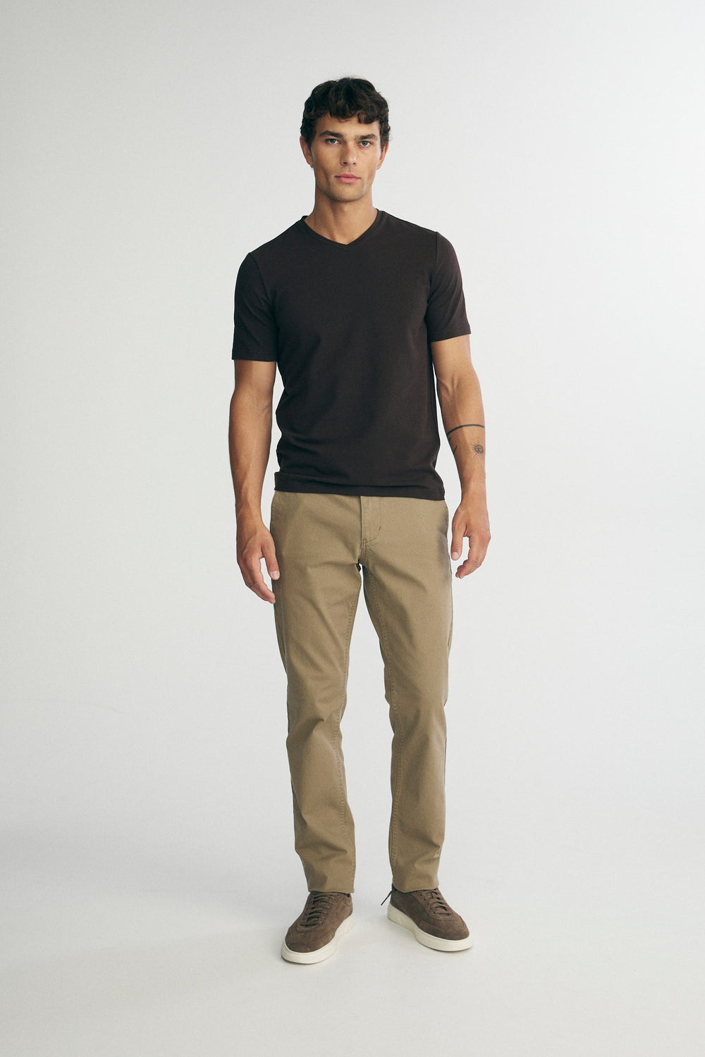T-shirt essentiel col V
