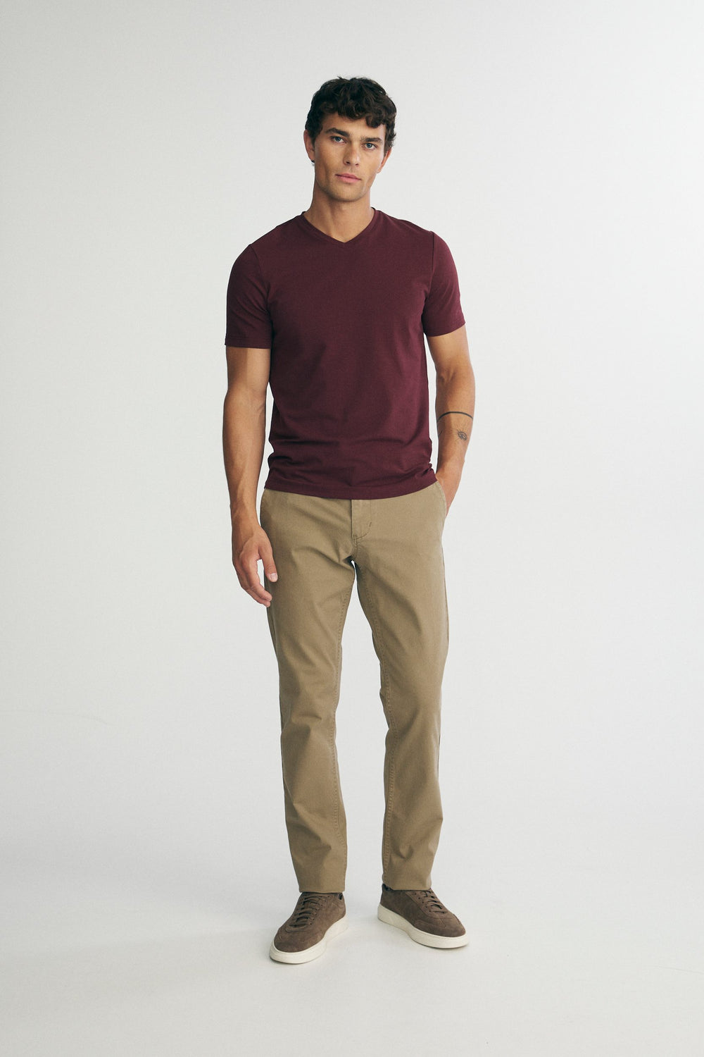 T-shirt essentiel col V