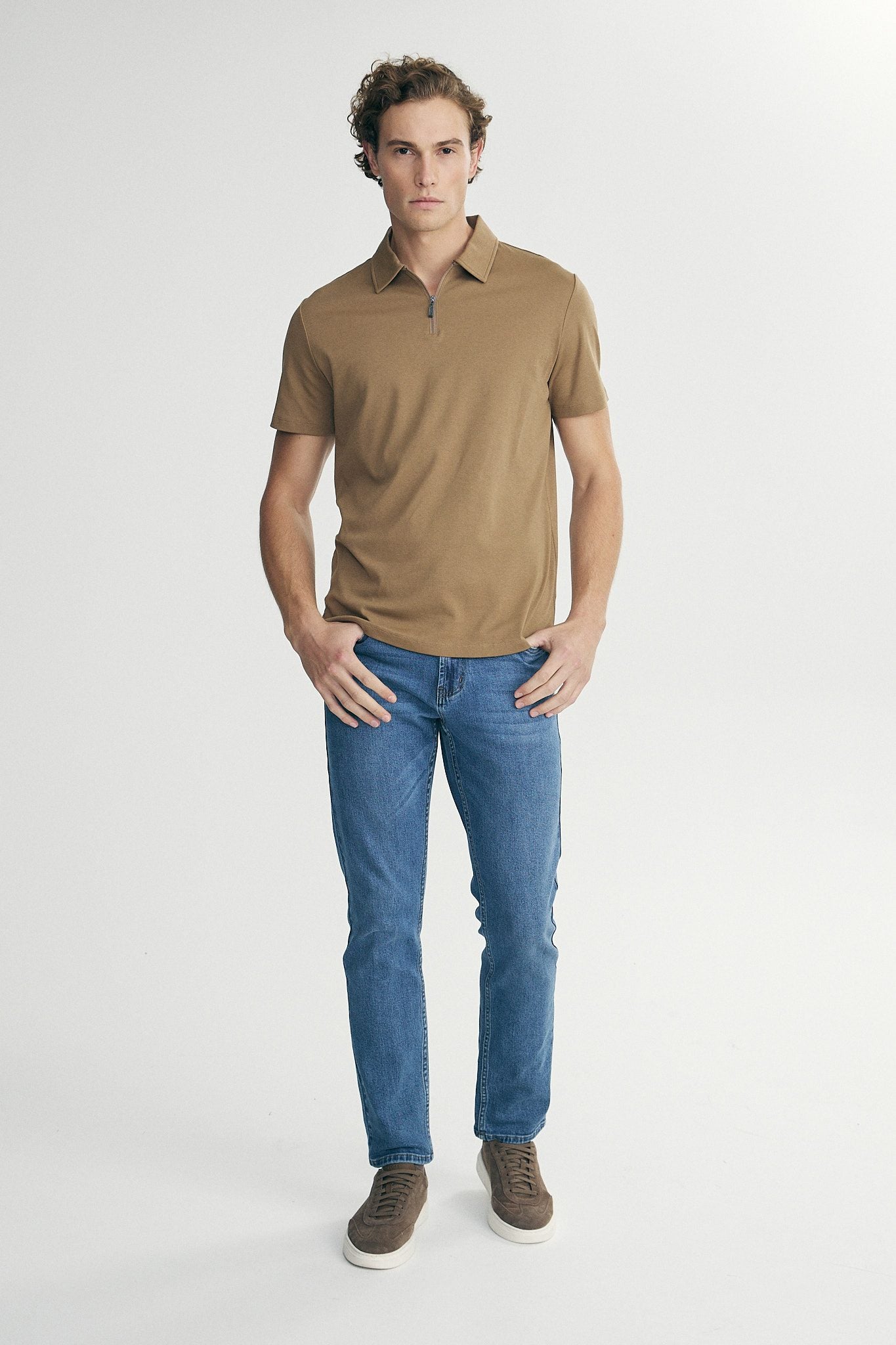 Polo with zip