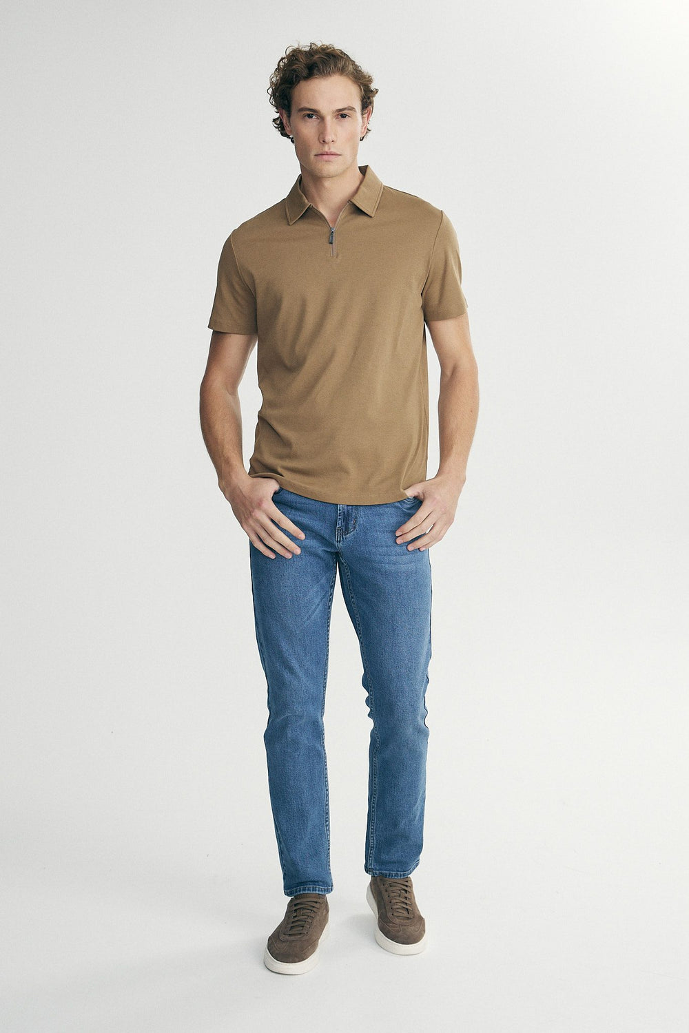 Polo with zip