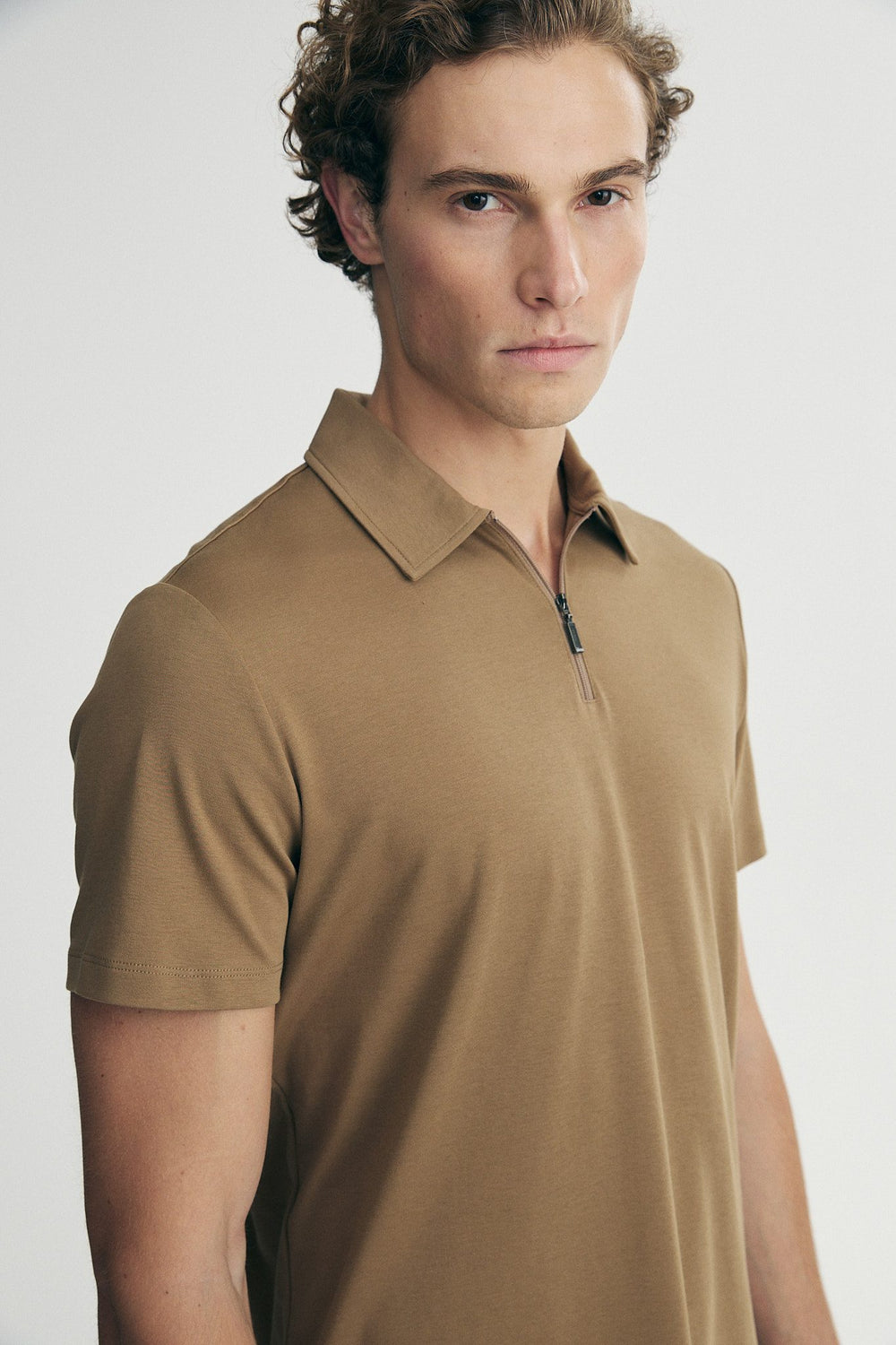 Polo with zip