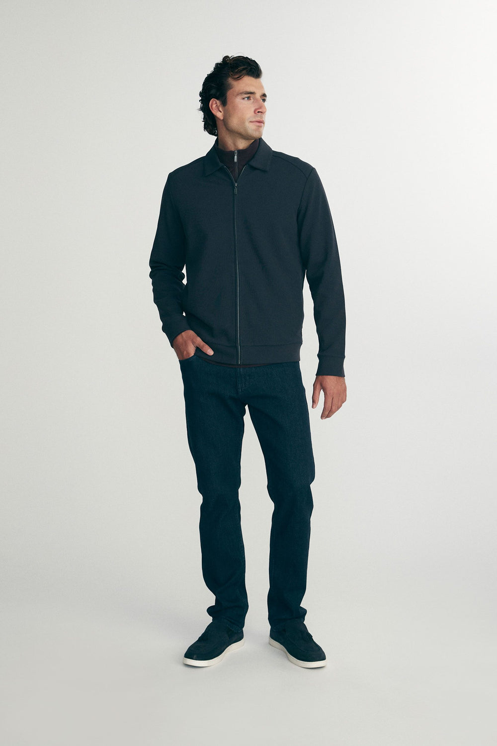Cardigan with zip and side seam pockets