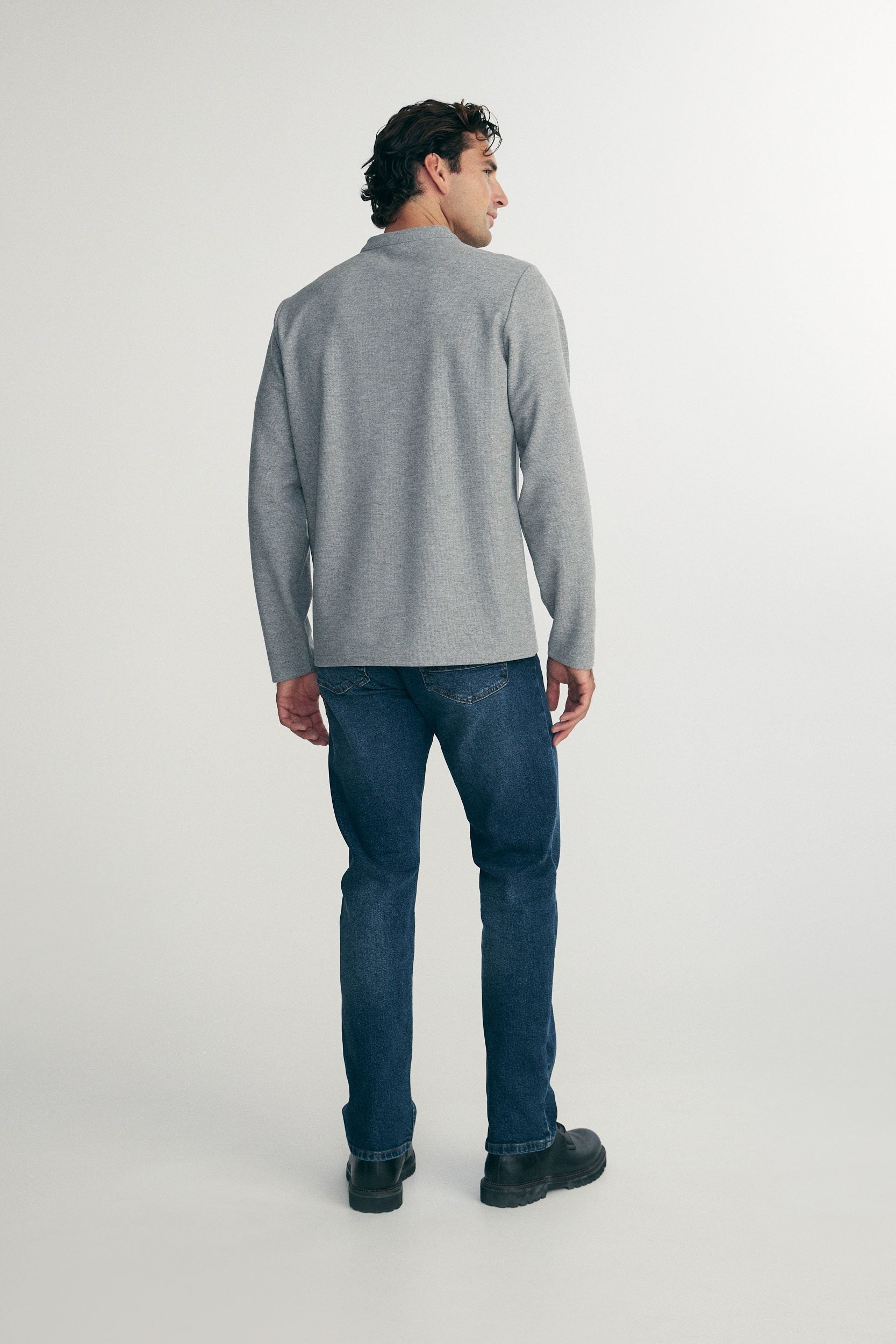 T-shirt henley à tissu côtelé