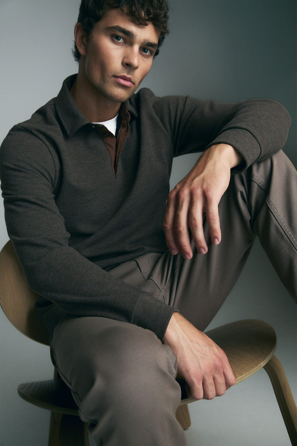 Polo with hidden buttons