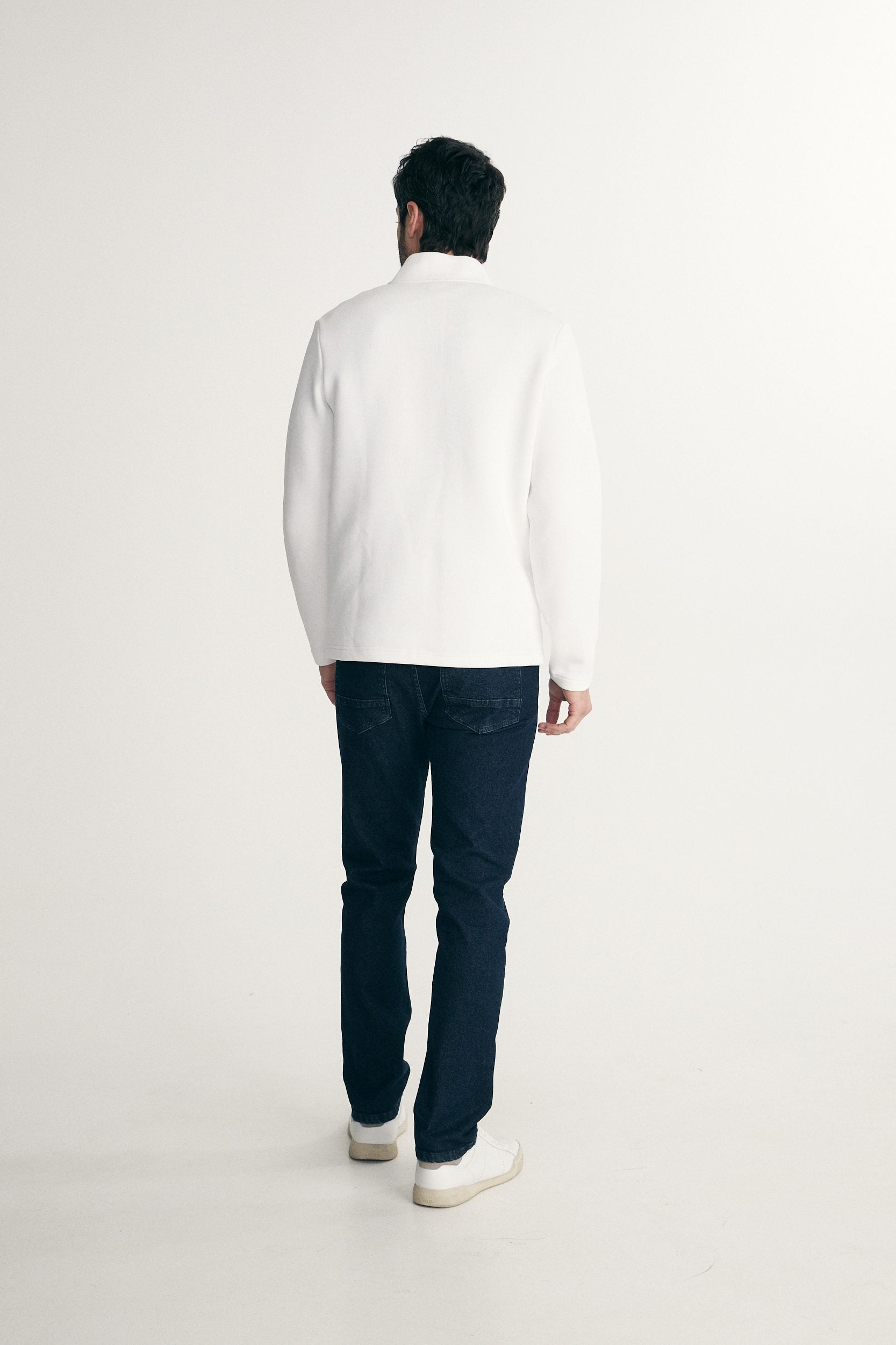 Mock neck t-shirt with buttons