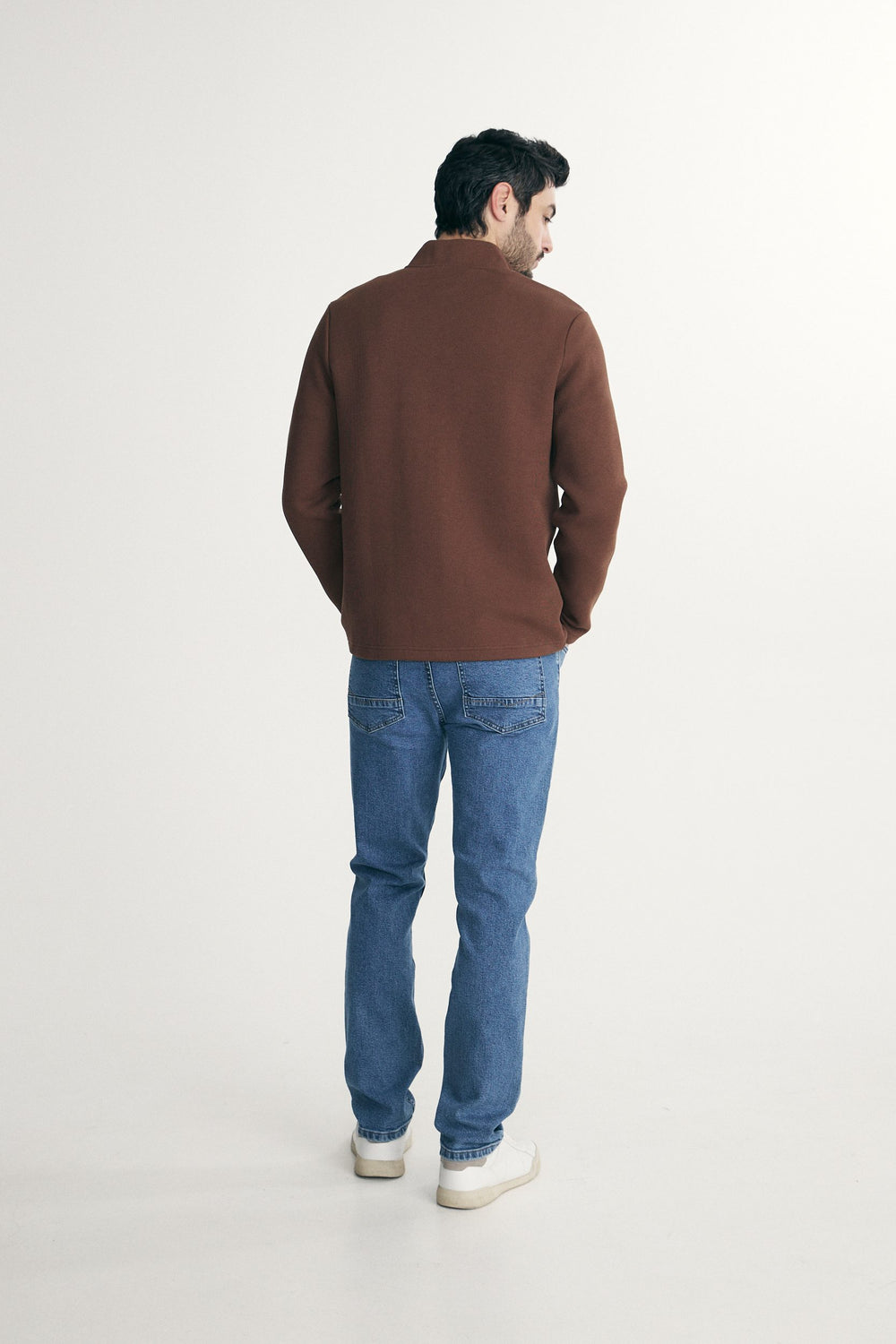 Mock neck t-shirt with buttons