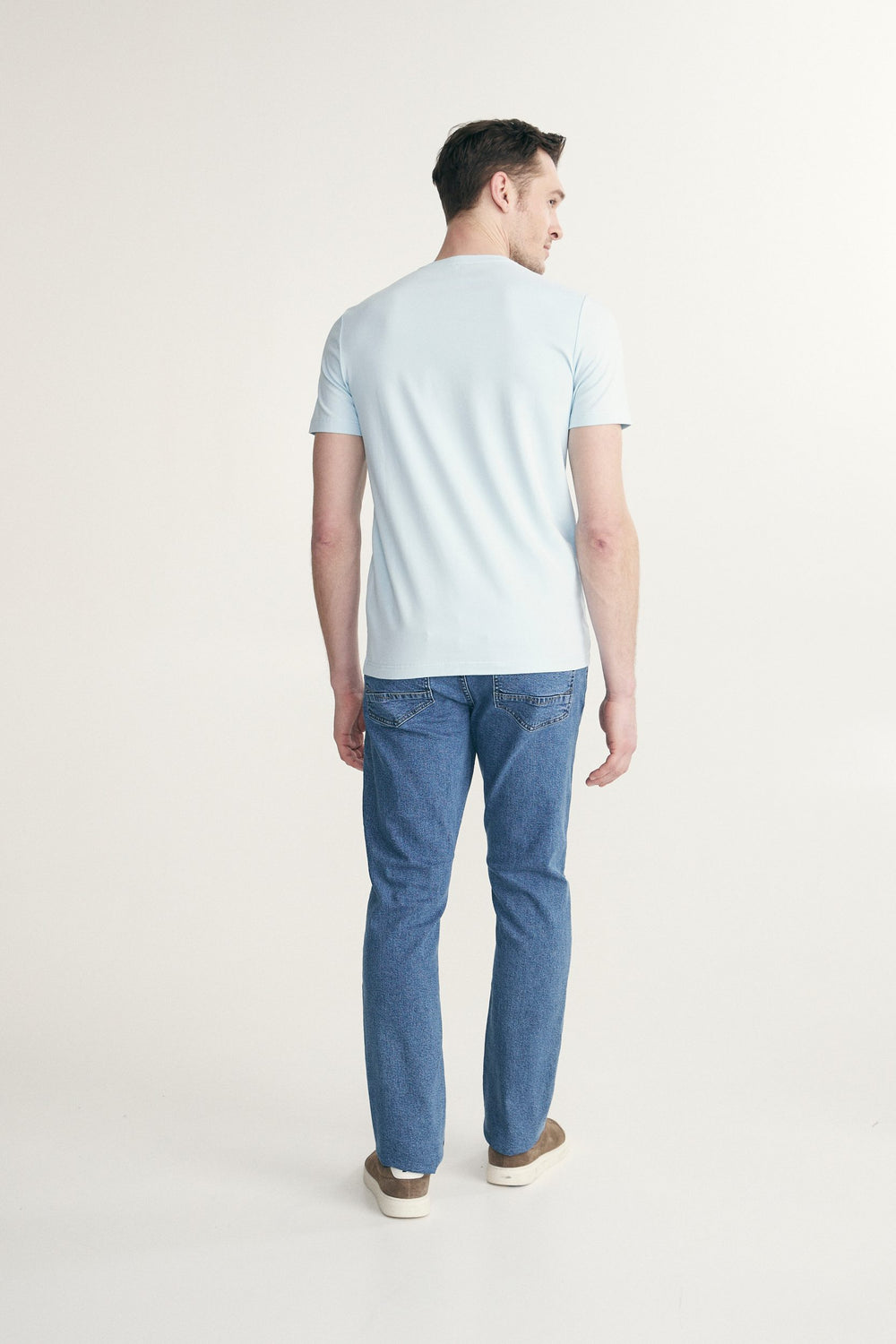 T-shirt essentiel col V