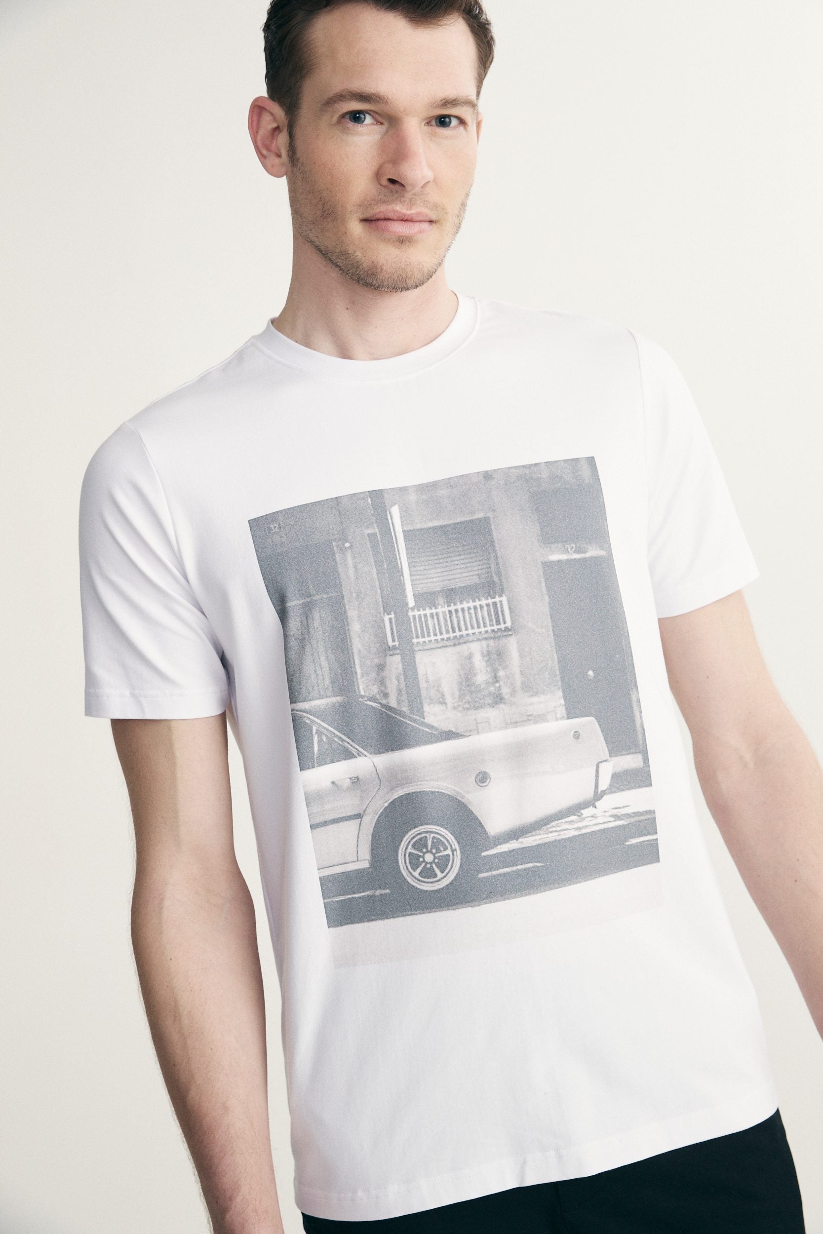 T-shirt graphique automobile