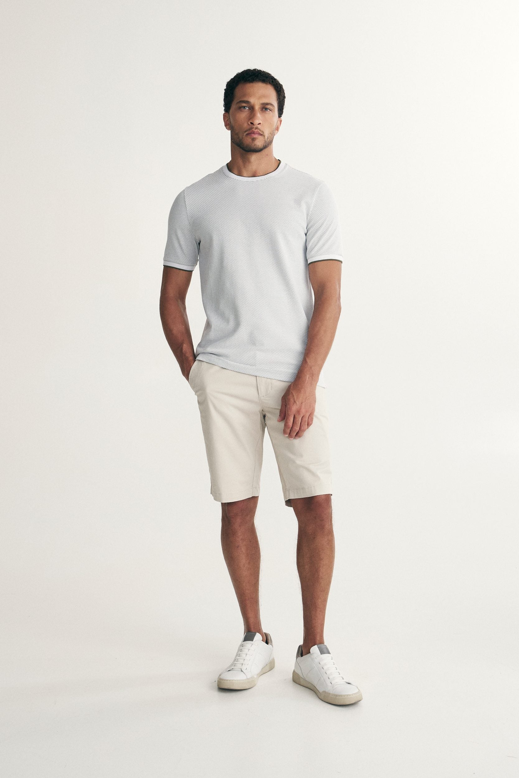 T-shirt jacquard détails de tricot côtelé