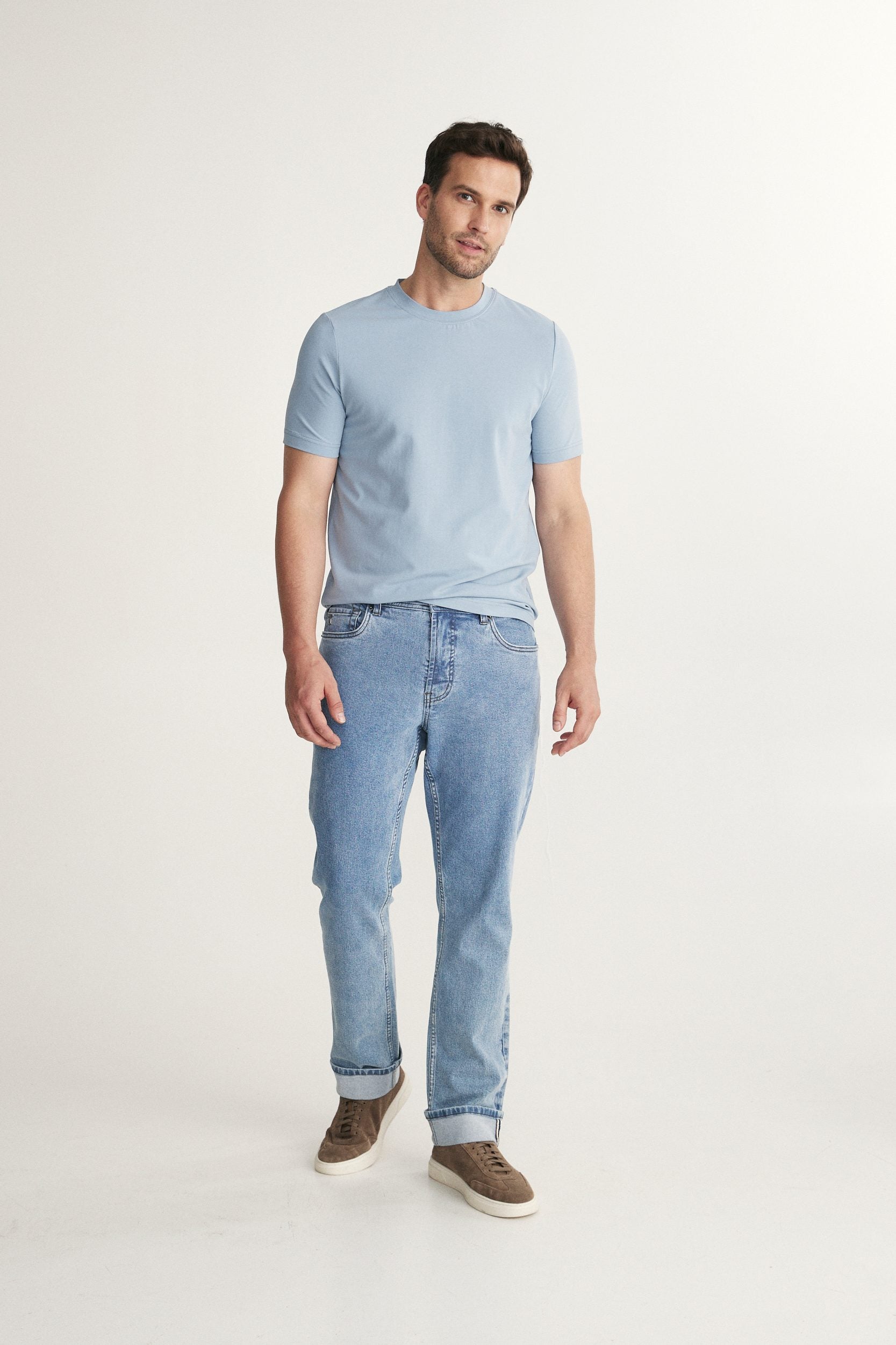 Basic crew neck T-shirt